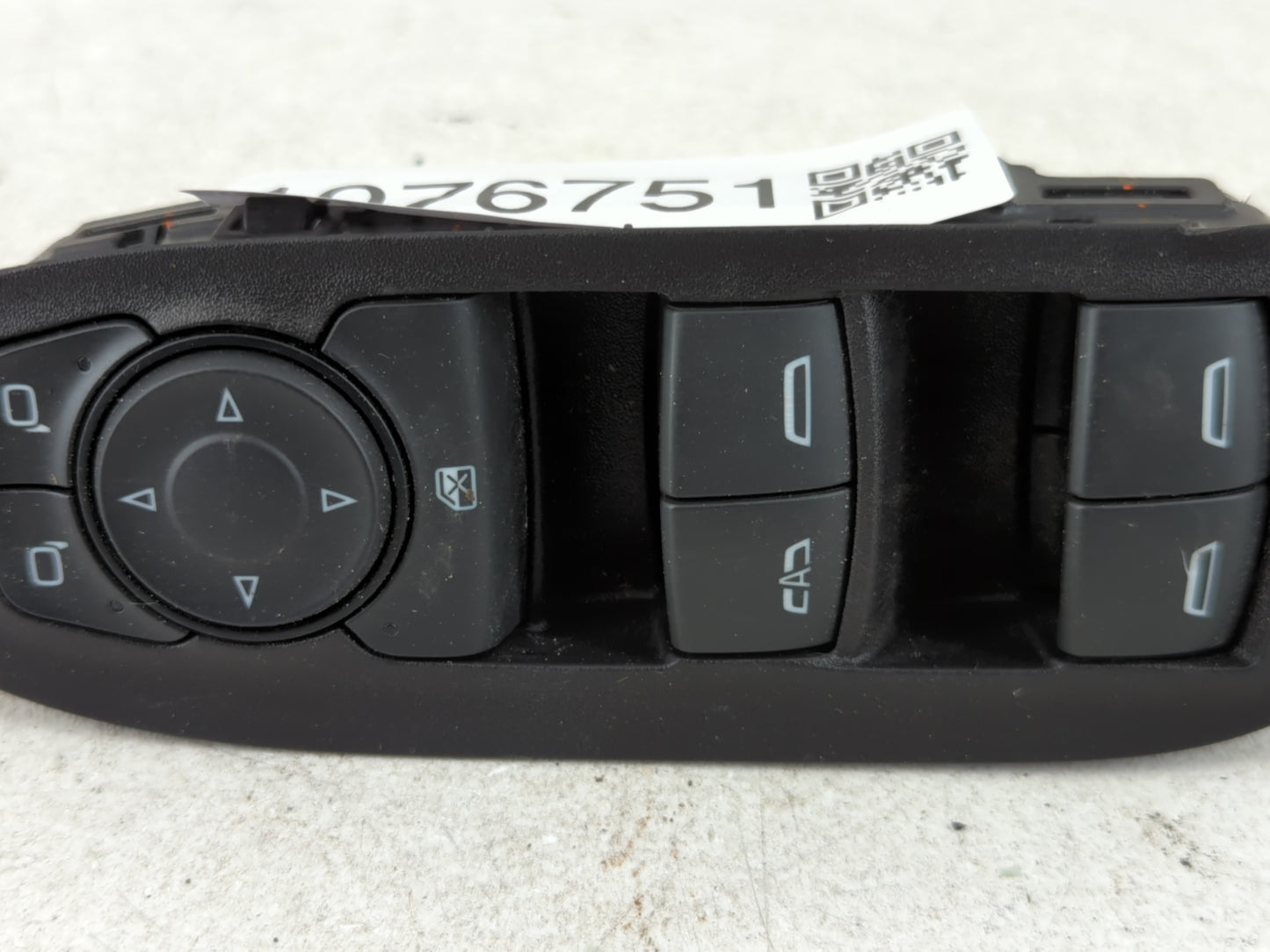2018-2022 Chevrolet Equinox Master Power Window Switch Replacement Driver Side Left P/N:84513464 Fits OEM Used Auto Parts - Oemusedautoparts1.com