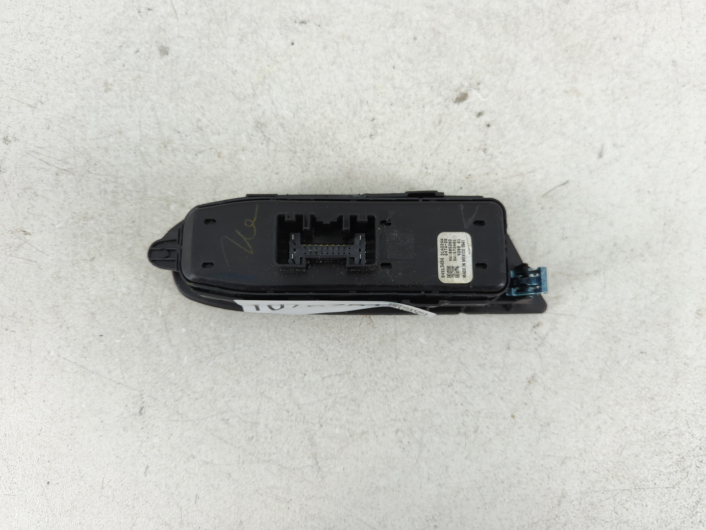 2018-2022 Chevrolet Equinox Master Power Window Switch Replacement Driver Side Left P/N:84513464 Fits OEM Used Auto Parts - Oemusedautoparts1.com