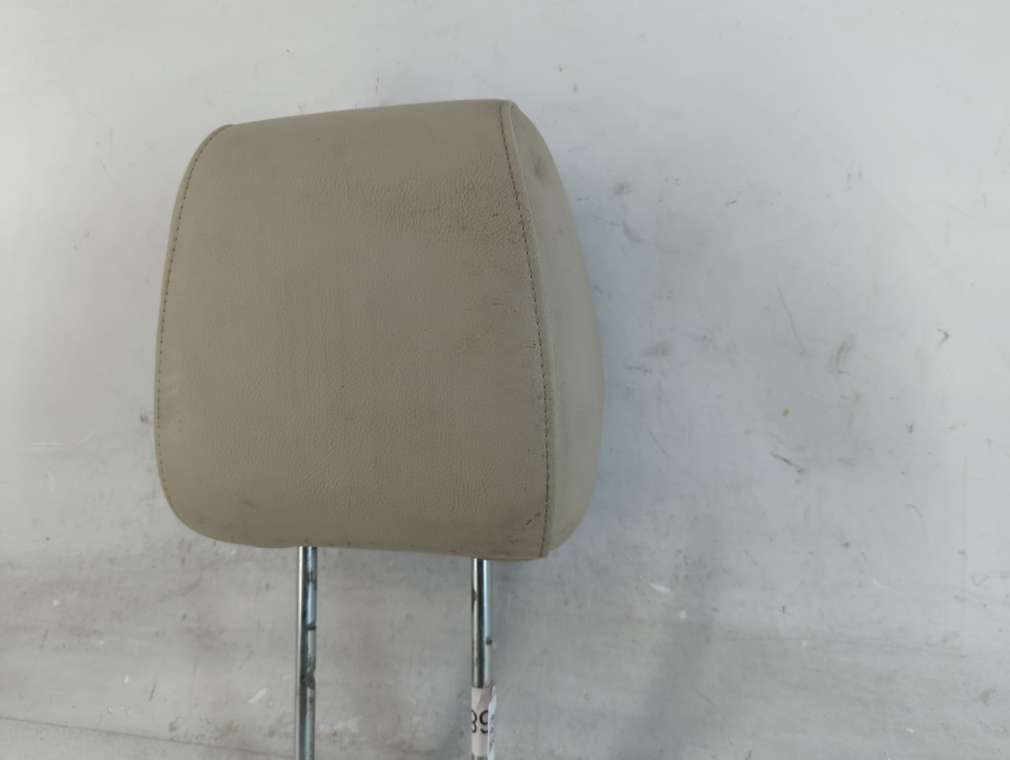 2002-2004 Ford F-150 Headrest Head Rest Front Driver Passenger Seat Fits Fits 2002 2003 2004 OEM Used Auto Parts - Oemusedautoparts1.com