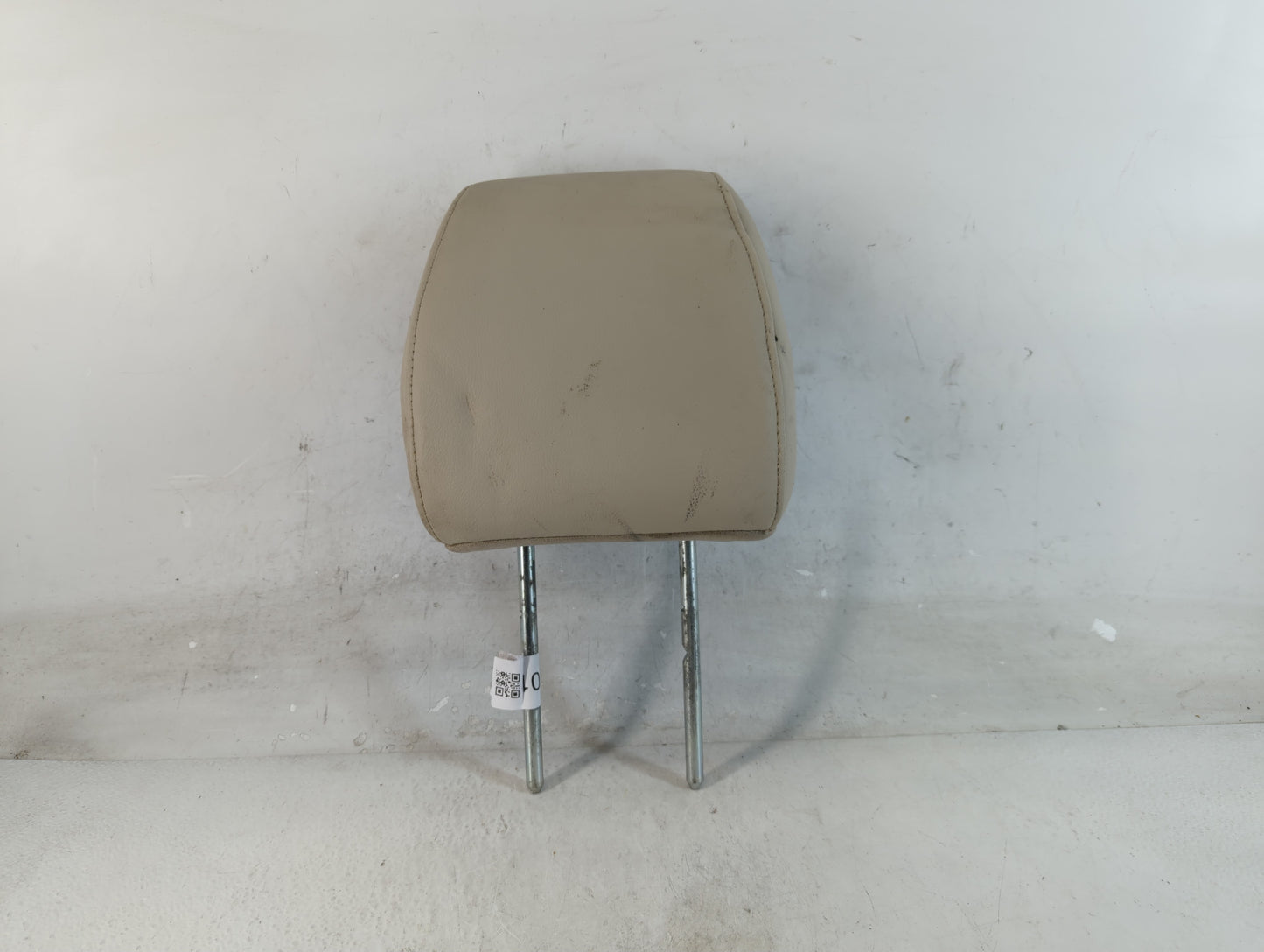 2002-2004 Ford F-150 Headrest Head Rest Front Driver Passenger Seat Fits Fits 2002 2003 2004 OEM Used Auto Parts - Oemusedautoparts1.com