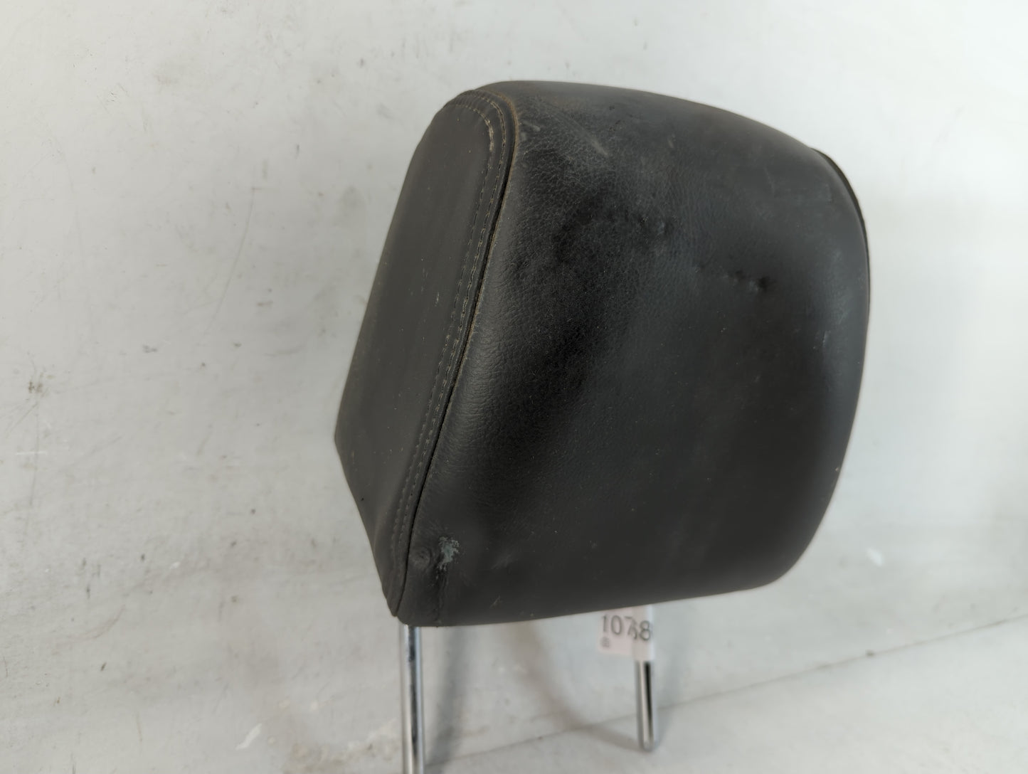 2010-2012 Lincoln Mkt Headrest Head Rest Front Driver Passenger Seat Fits Fits 2010 2011 2012 OEM Used Auto Parts - Oemusedautoparts1.com
