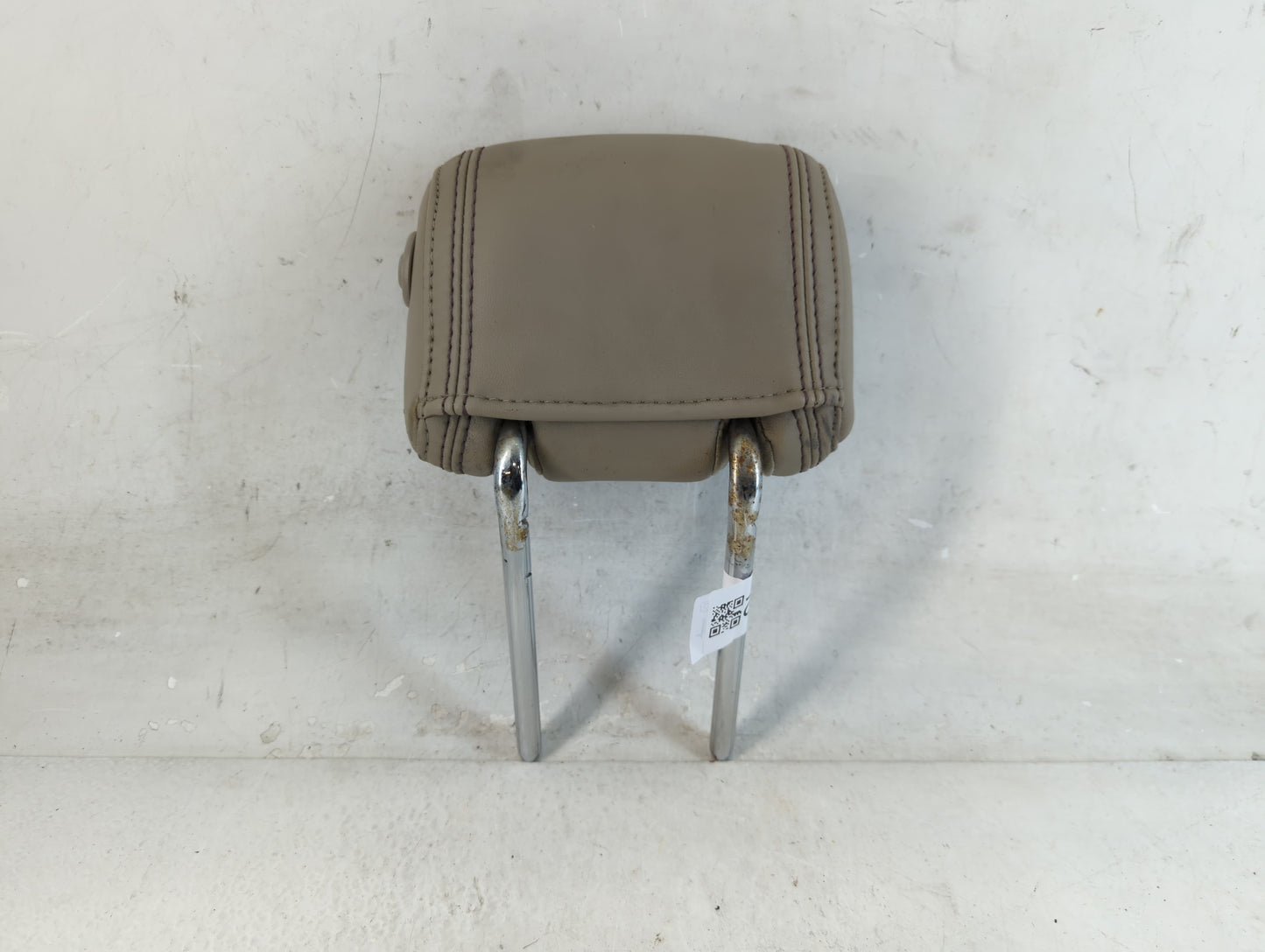 2011-2012 Ford Fusion Headrest Head Rest Front Driver Passenger Seat Fits Fits 2011 2012 OEM Used Auto Parts - Oemusedautoparts1.com