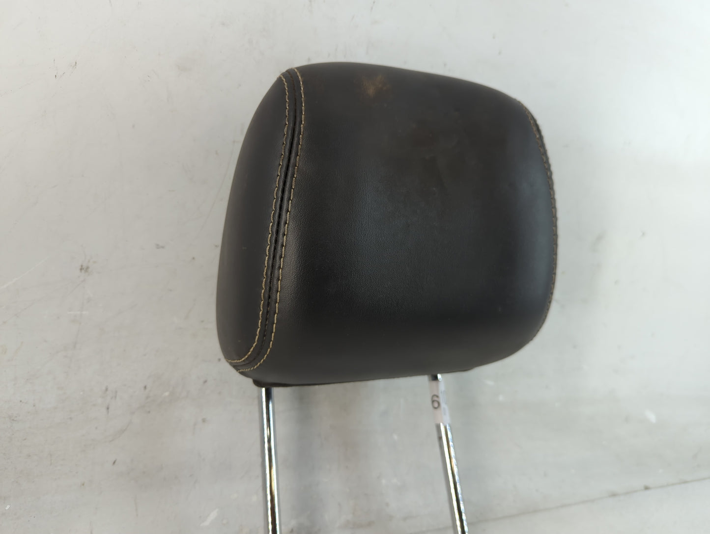 2000-2001 Ford Excursion Headrest Head Rest Front Driver Passenger Seat Fits Fits 2000 2001 OEM Used Auto Parts