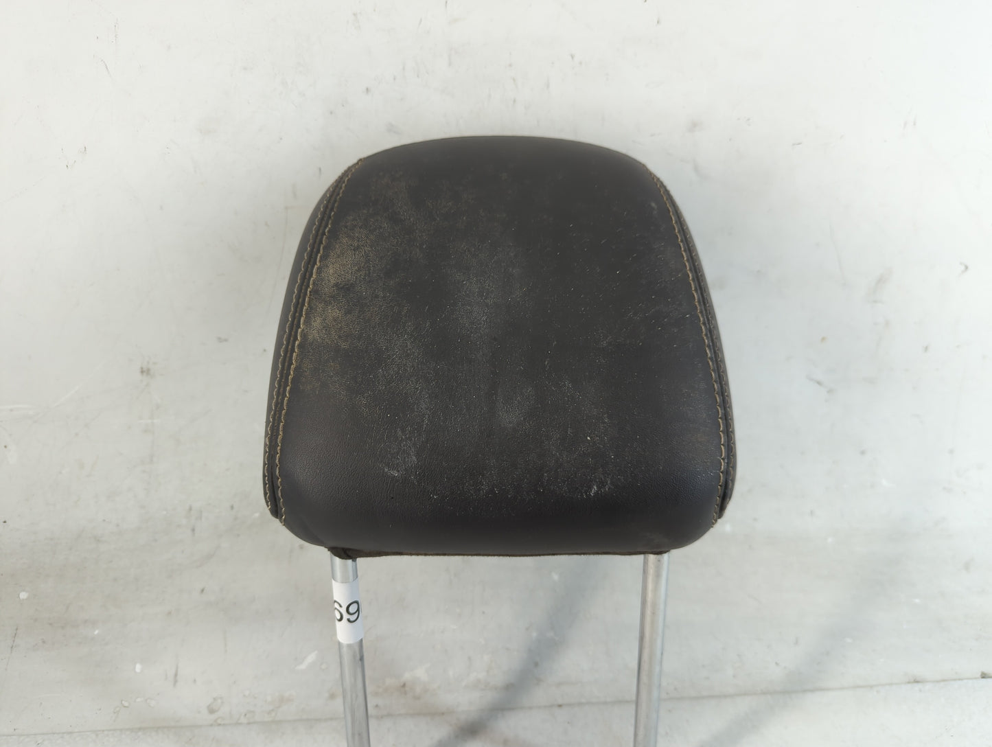 2000-2001 Ford Excursion Headrest Head Rest Front Driver Passenger Seat Fits Fits 2000 2001 OEM Used Auto Parts