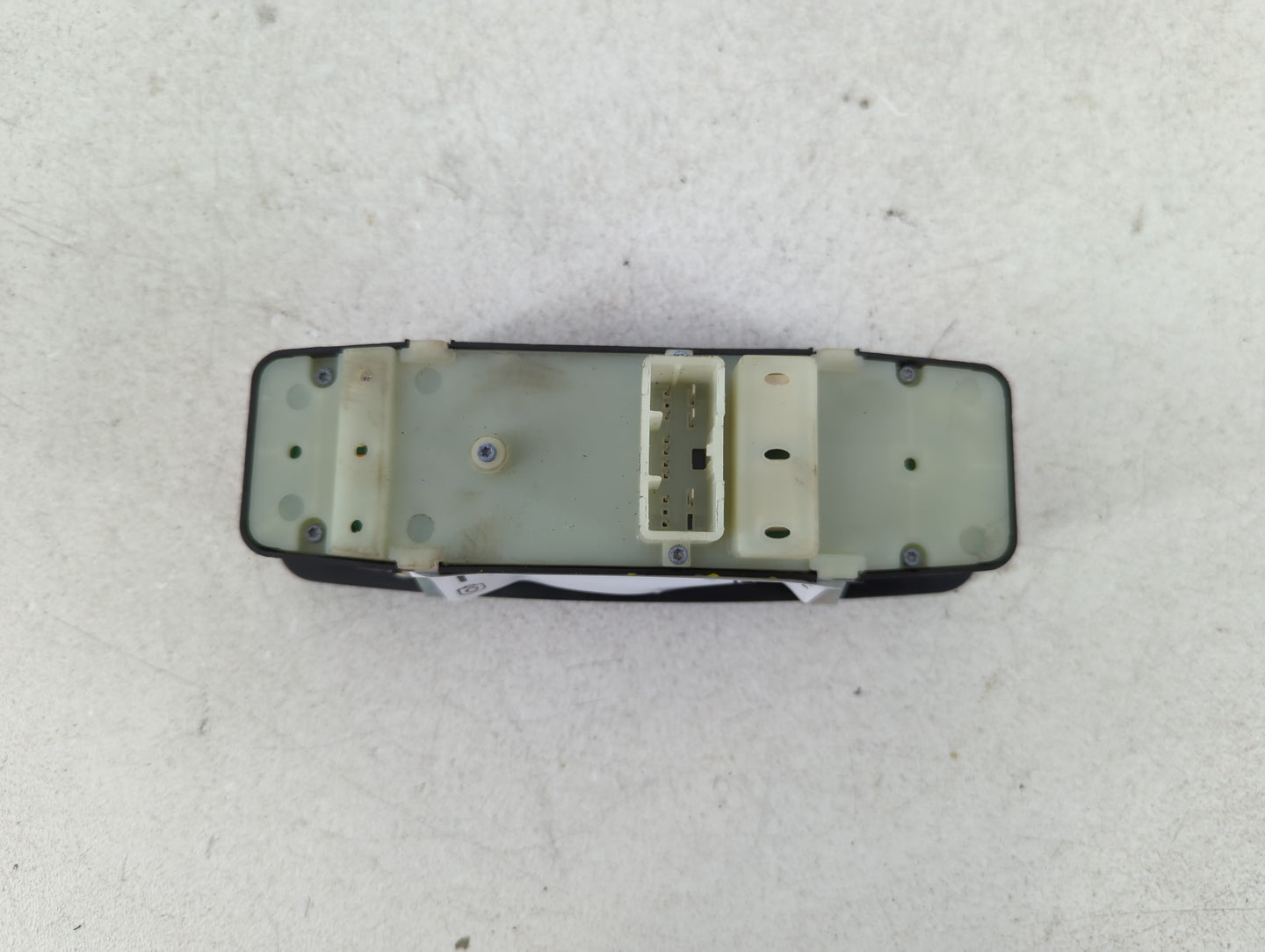 2014-2015 Dodge Durango Master Power Window Switch Replacement Driver Side Left P/N:68184802AC Fits Fits 2014 2015 OEM Used Auto Parts - Oemusedautoparts1.com