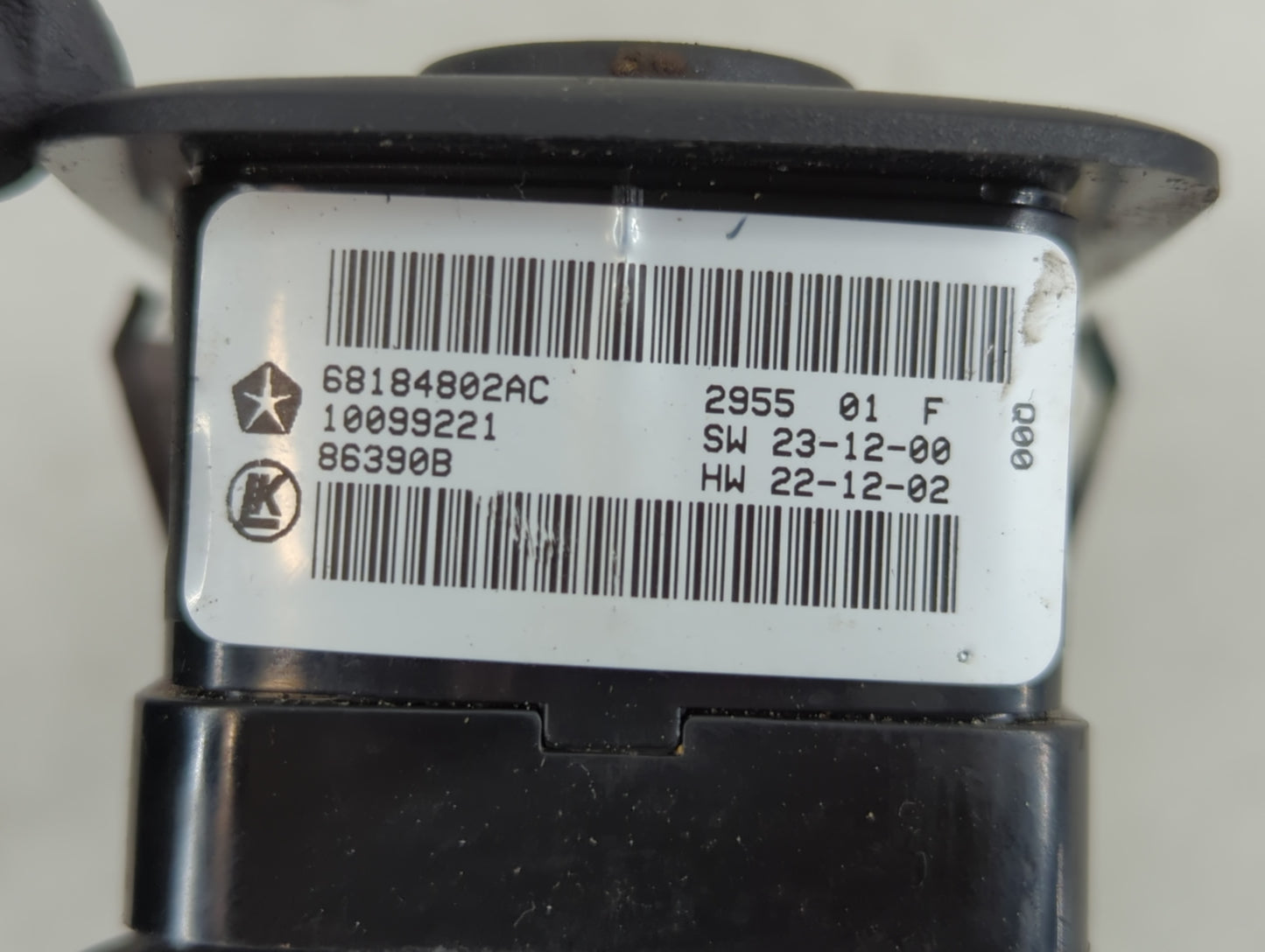 2014-2015 Dodge Durango Master Power Window Switch Replacement Driver Side Left P/N:68184802AC Fits Fits 2014 2015 OEM Used Auto Parts - Oemusedautoparts1.com