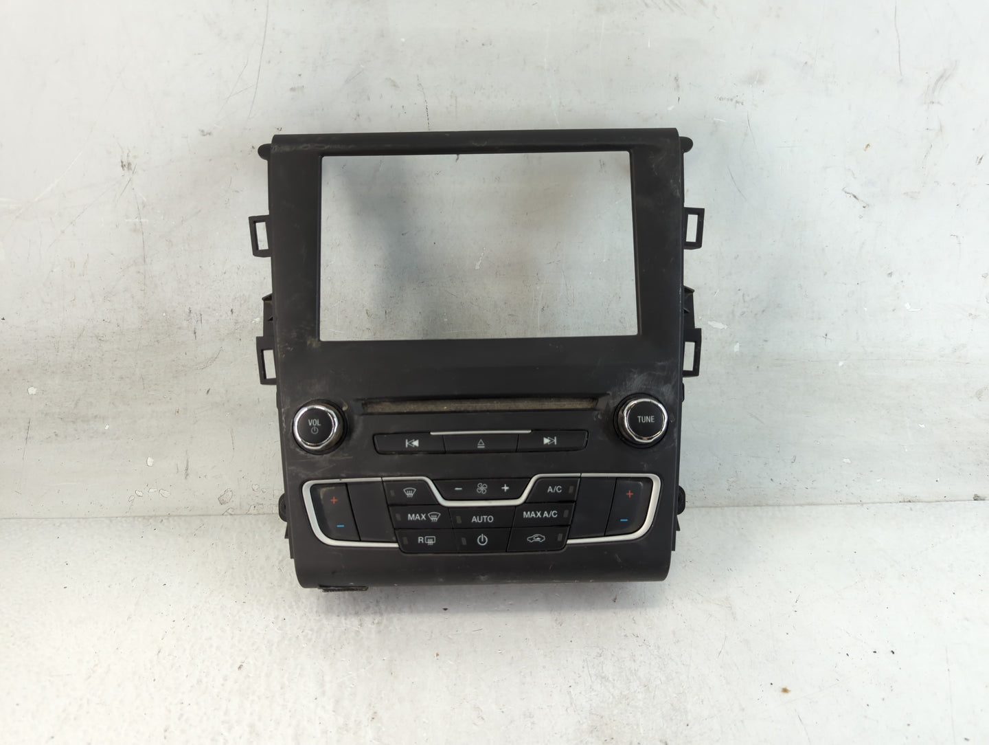 2011-2012 Ford Fusion Radio AM FM Cd Player Receiver Replacement P/N:GS7T-18E245-ADB Fits Fits 2011 2012 OEM Used Auto Parts - Oemusedautoparts1.com