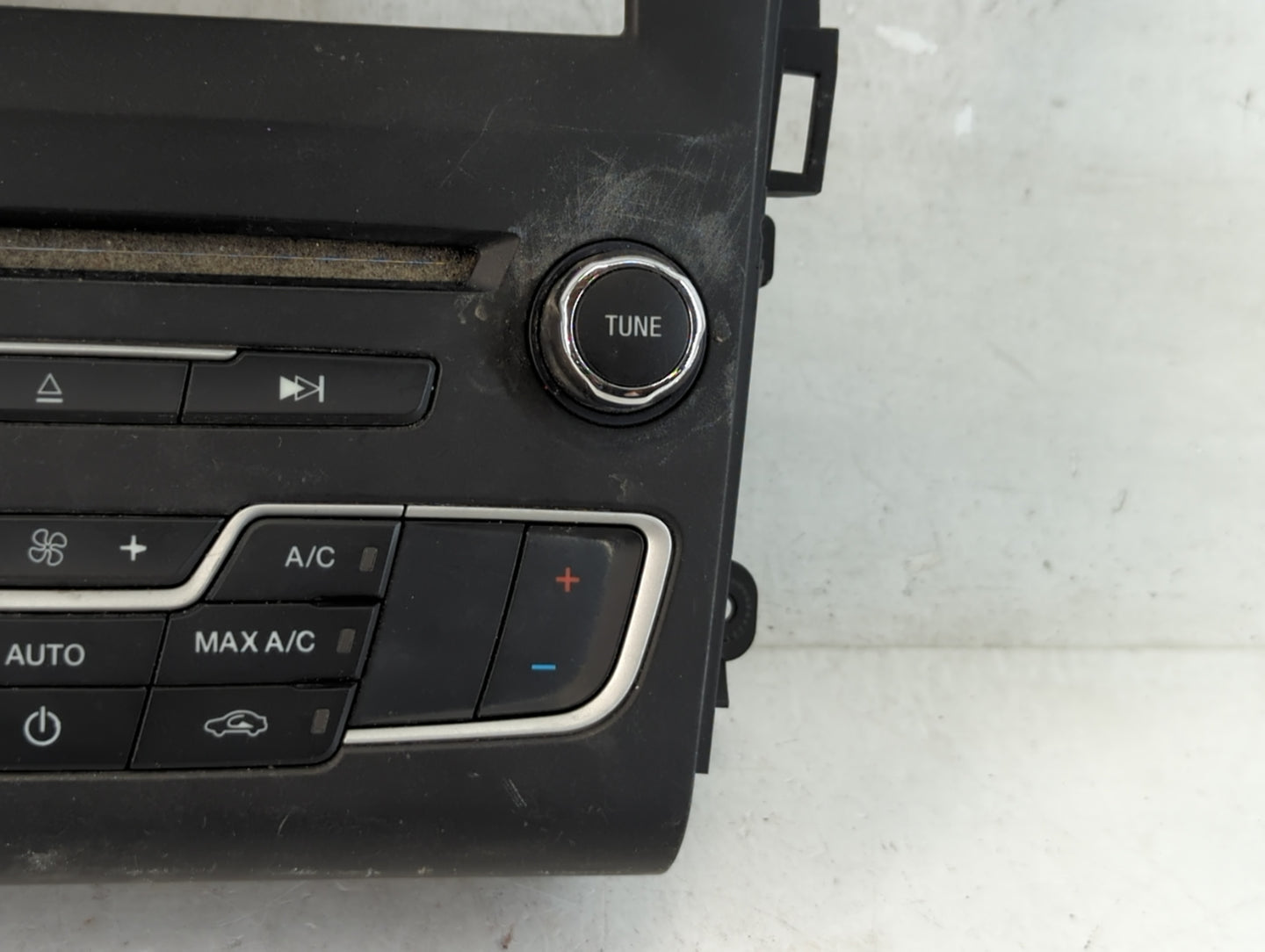 2011-2012 Ford Fusion Radio AM FM Cd Player Receiver Replacement P/N:GS7T-18E245-ADB Fits Fits 2011 2012 OEM Used Auto Parts - Oemusedautoparts1.com