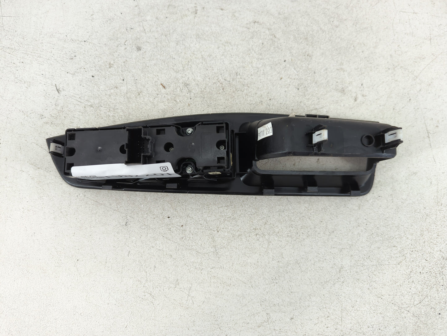 2016-2020 Ford Edge Master Power Window Switch Replacement Driver Side Left P/N:FT4B 14A564 AG Fits Fits 2016 2017 2018 2019 2020 OEM Used Auto Parts - Oemusedautoparts1.com