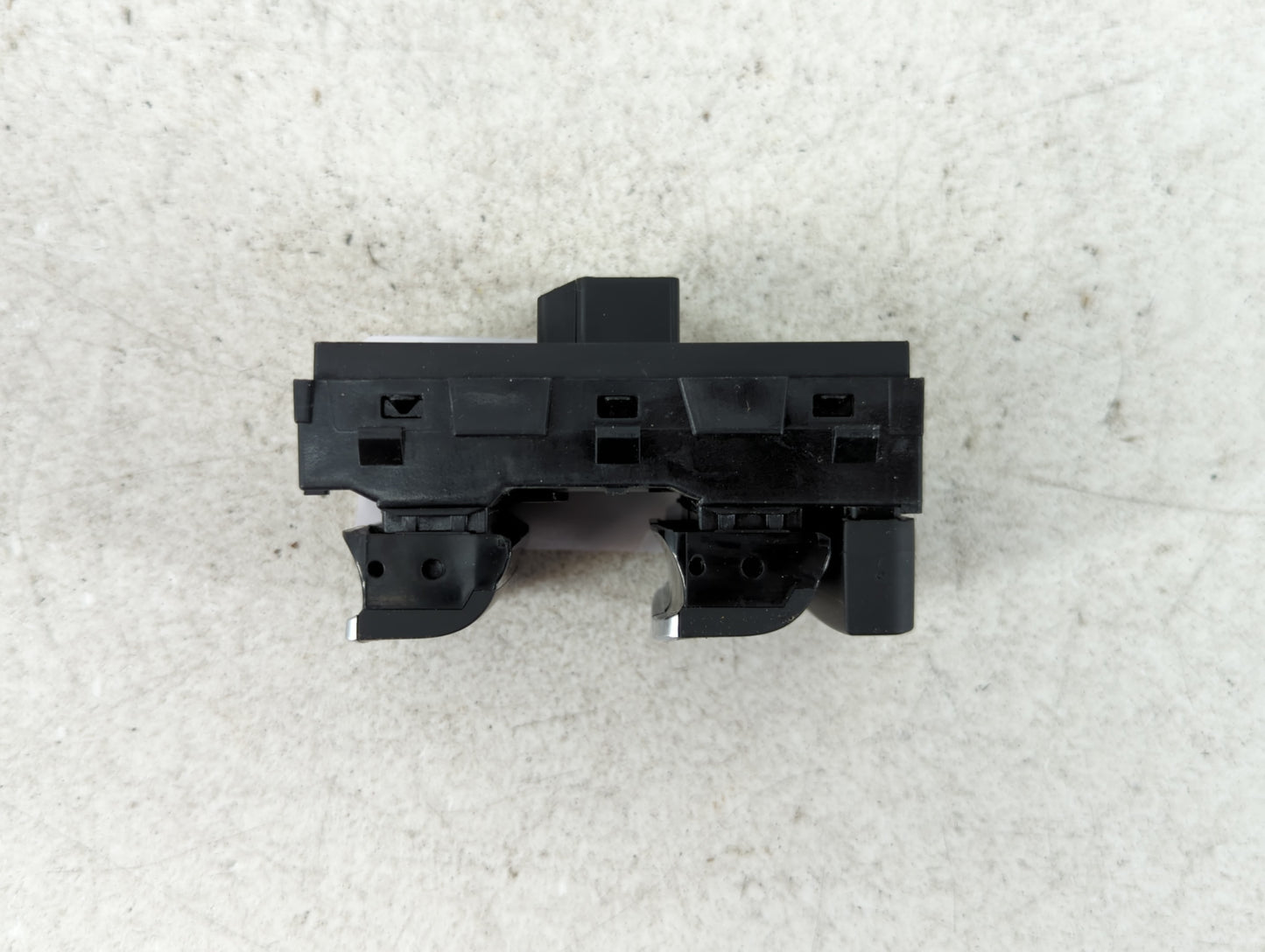 2024 Alfa Romeo Stelvio Master Power Window Switch Replacement Driver Side Left P/N:01561291690 Fits OEM Used Auto Parts - Oemusedautoparts1.com