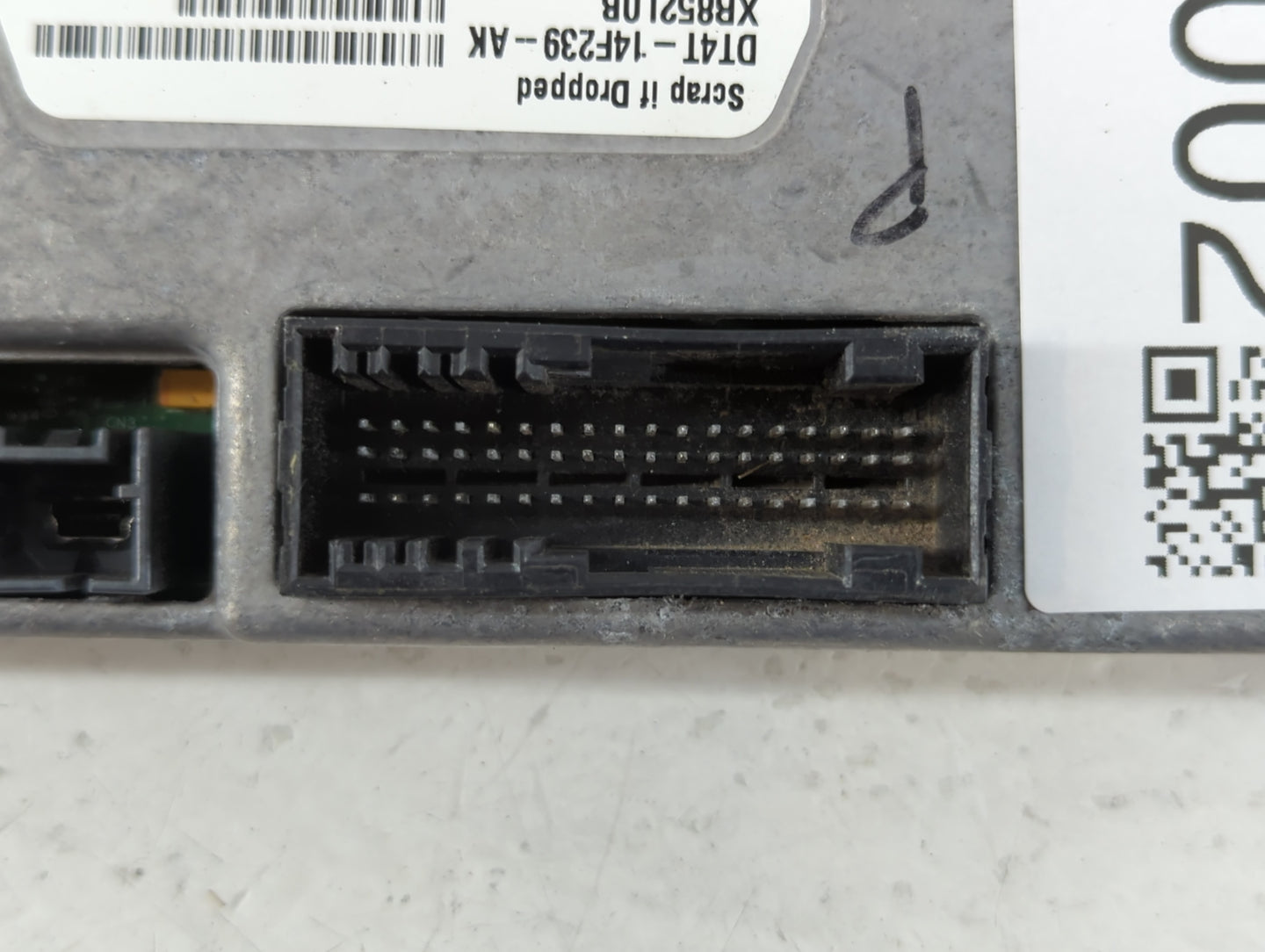 2011-2013 Ford Edge PCM Engine Control Computer ECU ECM PCU OEM P/N:DT4T-14F239-AK Fits Fits 2011 2012 2013 OEM Used Auto Parts - Oemusedautoparts1.com