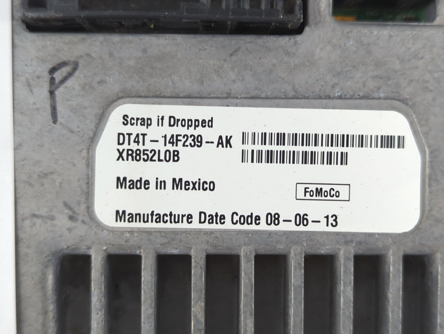 2011-2013 Ford Edge PCM Engine Control Computer ECU ECM PCU OEM P/N:DT4T-14F239-AK Fits Fits 2011 2012 2013 OEM Used Auto Parts - Oemusedautoparts1.com