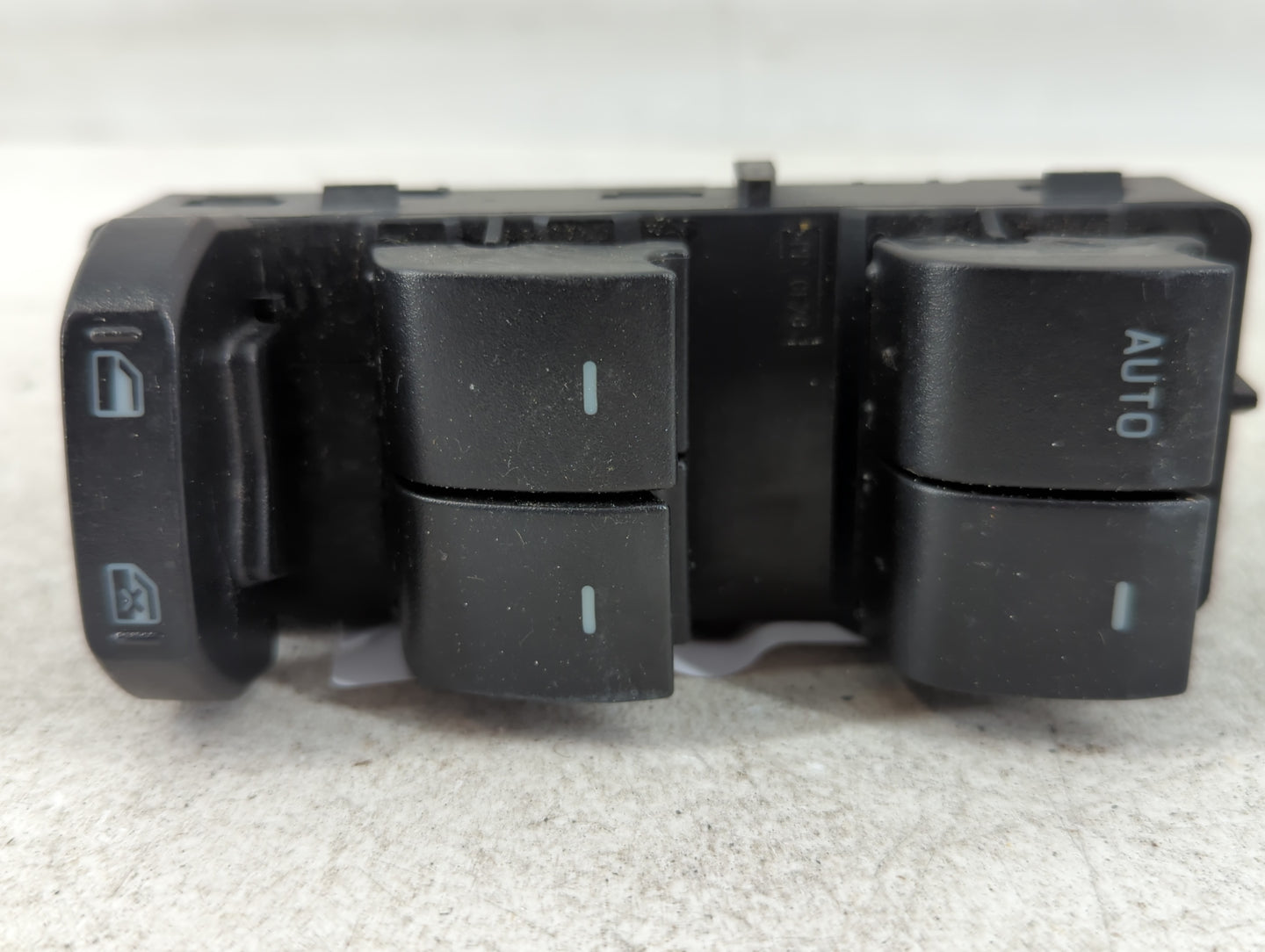 2008-2012 Ford Escape Master Power Window Switch Replacement Driver Side Left P/N:8L8T-14540-ACW Fits OEM Used Auto Parts - Oemusedautoparts1.com