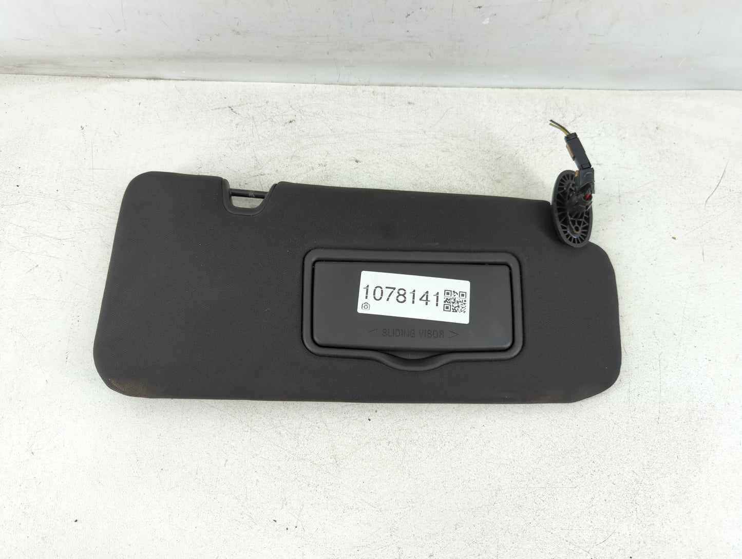 2010-2012 Ford Escape Sun Visor Shade Replacement Passenger Right Mirror Fits Fits 2010 2011 2012 OEM Used Auto Parts