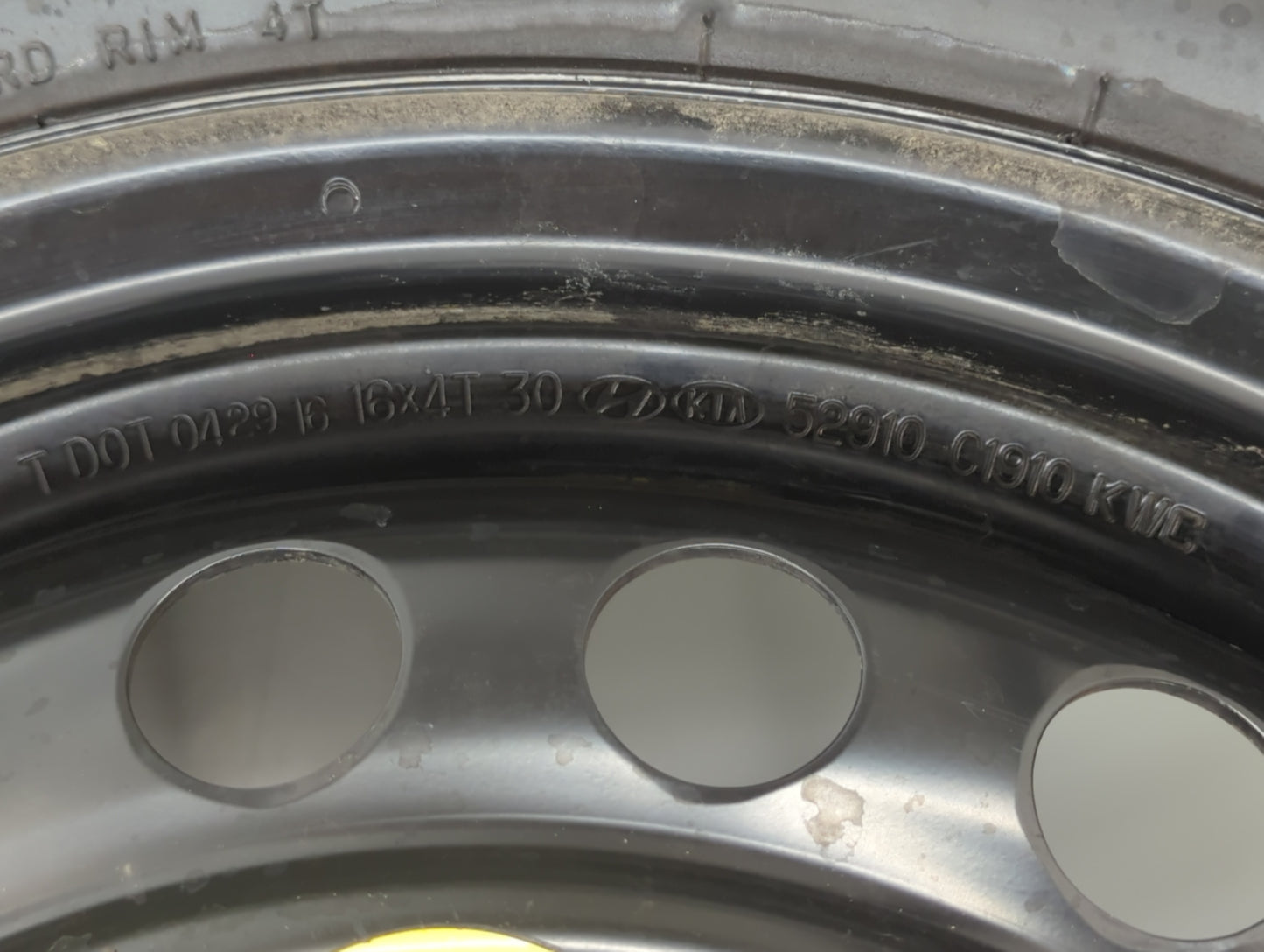 2016-2021 Hyundai Tucson Spare Donut Tire Wheel Rim Oem