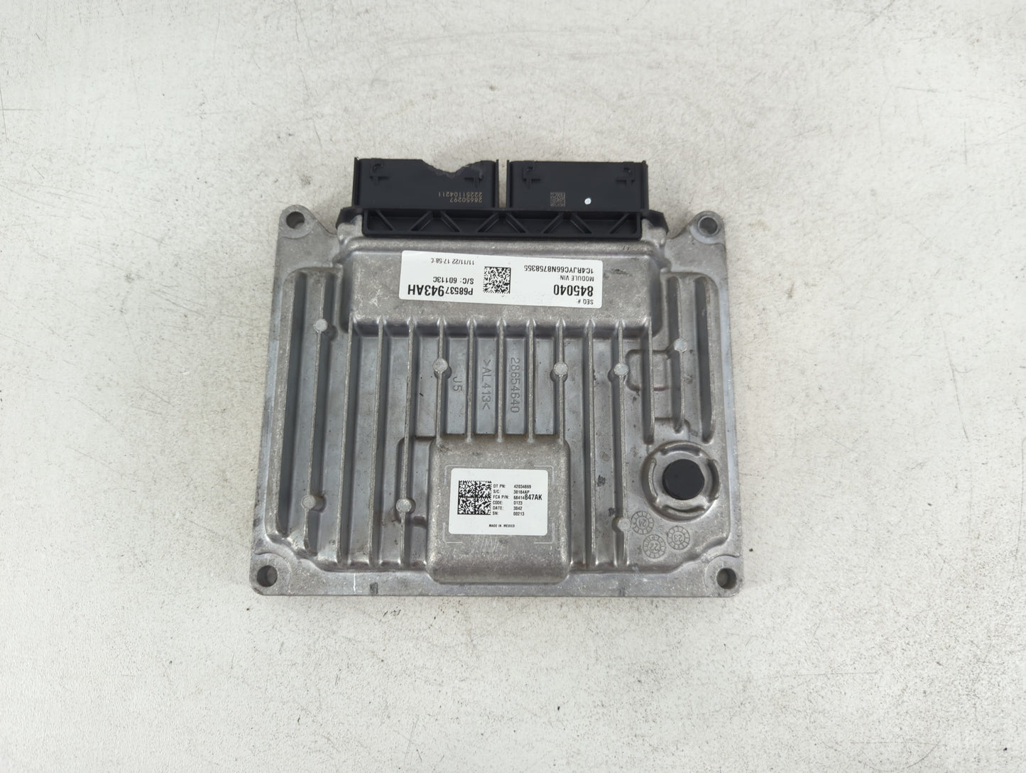 2022 Jeep Grand Cherokee PCM Engine Control Computer ECU ECM PCU OEM P/N:68414847AK Fits OEM Used Auto Parts
