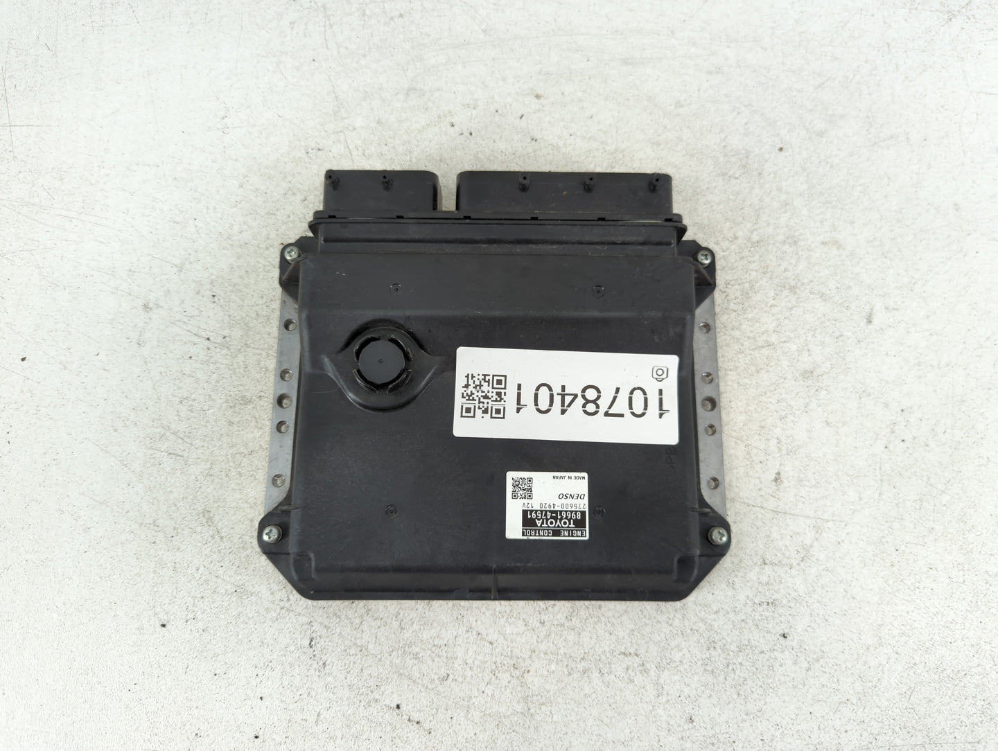 2015 Toyota Prius PCM Engine Control Computer ECU ECM PCU OEM P/N:89661-47591 Fits OEM Used Auto Parts - Oemusedautoparts1.com