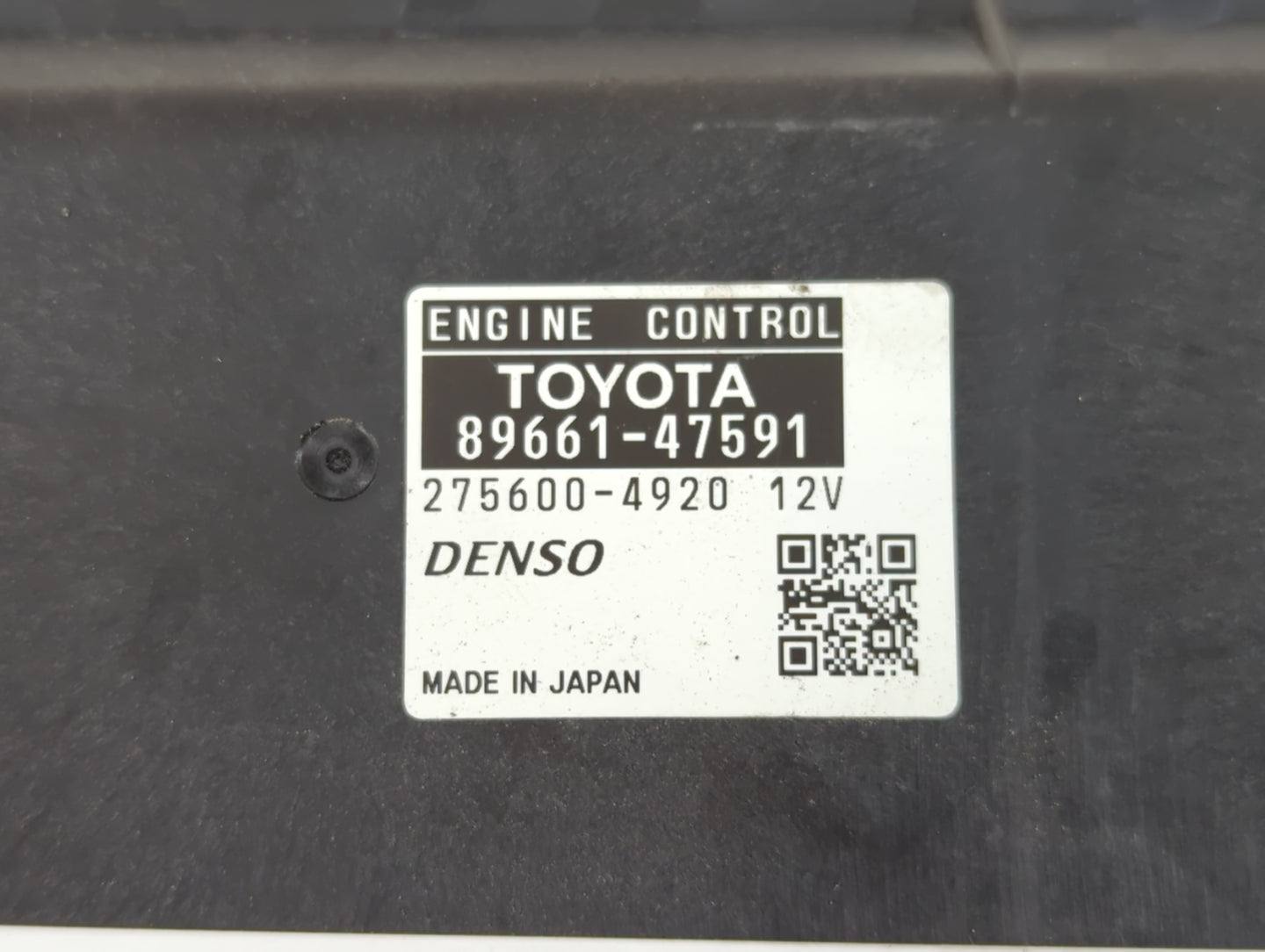 2015 Toyota Prius PCM Engine Control Computer ECU ECM PCU OEM P/N:89661-47591 Fits OEM Used Auto Parts - Oemusedautoparts1.com