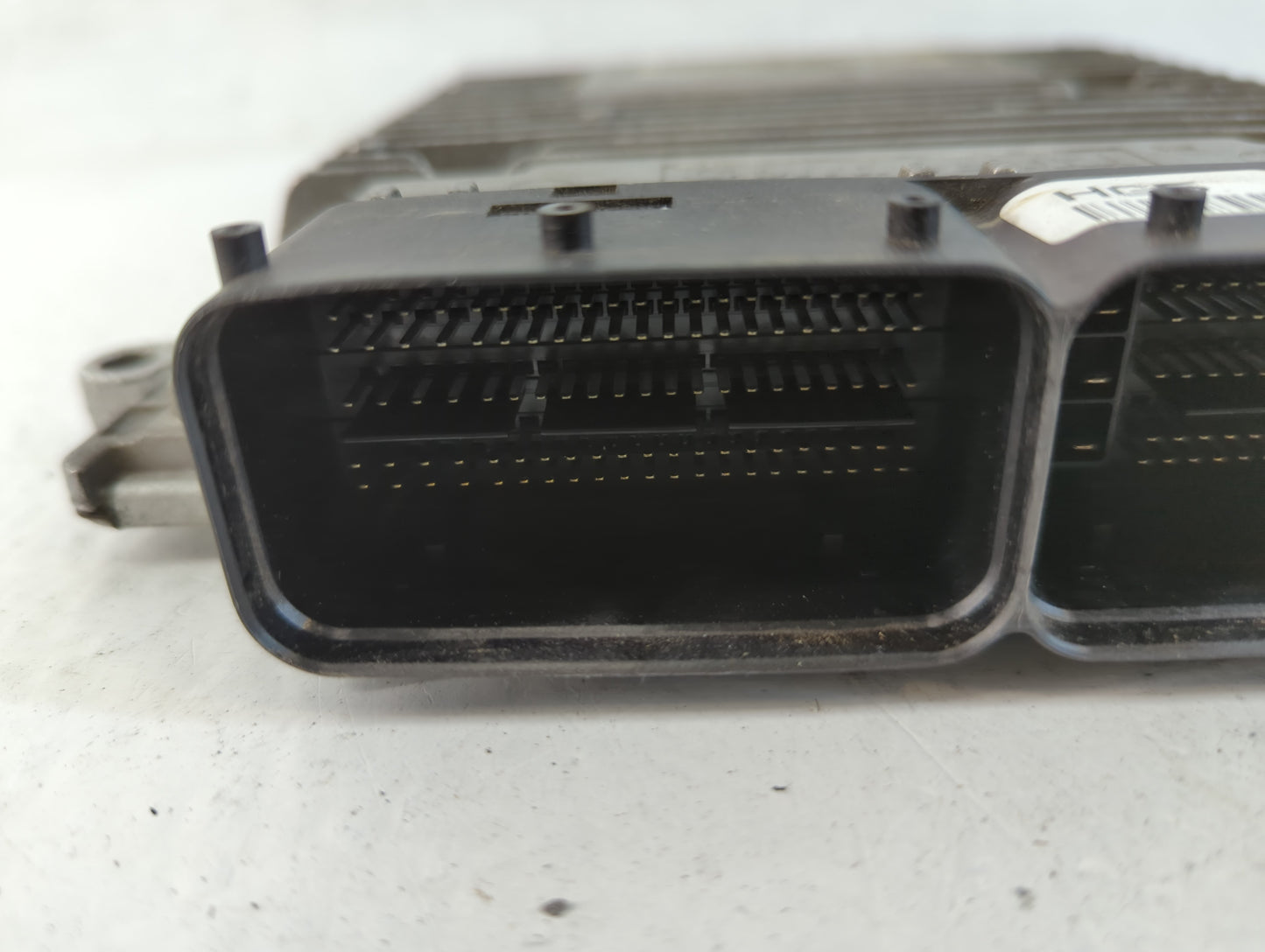 2011-2014 Hyundai Sonata PCM Engine Control Computer ECU ECM PCU OEM P/N:39111-2G663 39101-2G663 Fits Fits 2011 2012 2013 2014 OEM Used Auto Parts - Oemusedautoparts1.com