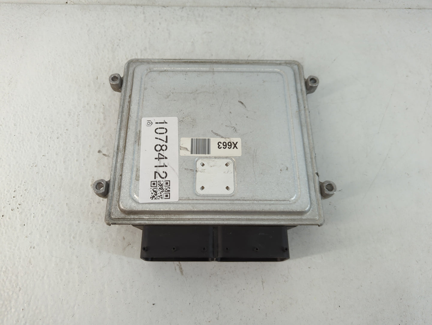 2011-2014 Hyundai Sonata PCM Engine Control Computer ECU ECM PCU OEM P/N:39111-2G663 39101-2G663 Fits Fits 2011 2012 2013 2014 OEM Used Auto Parts - Oemusedautoparts1.com