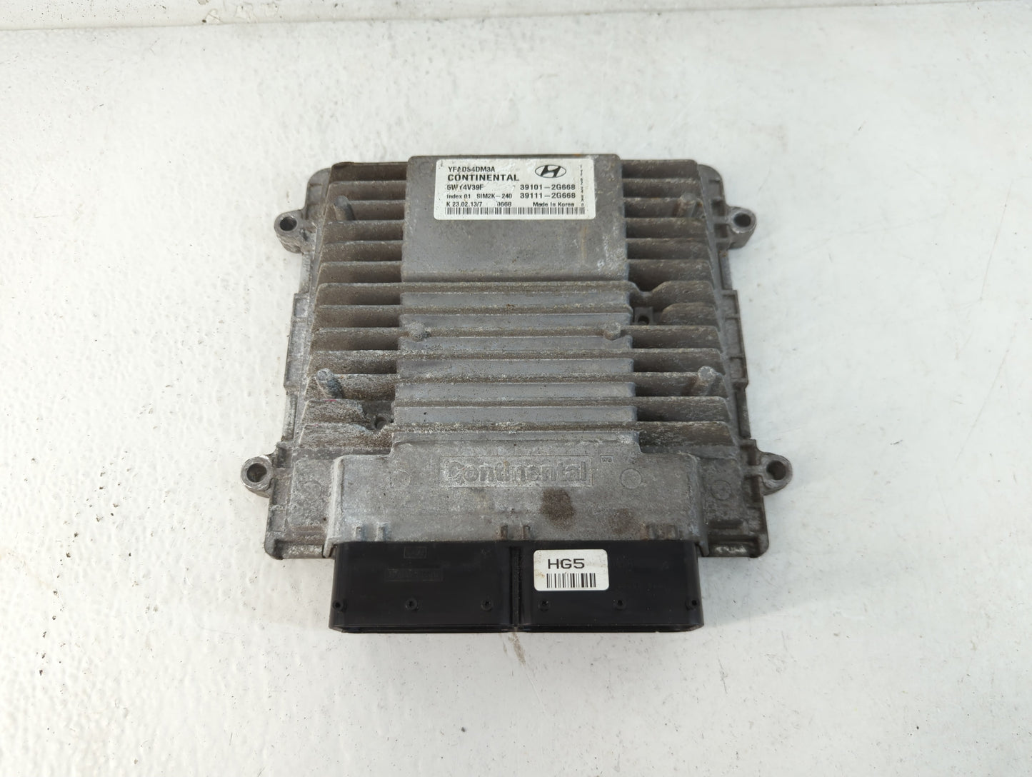 2011-2014 Hyundai Sonata PCM Engine Control Computer ECU ECM PCU OEM P/N:39111-2G668 39101-2G668 Fits Fits 2011 2012 2013 2014 OEM Used Auto Parts - Oemusedautoparts1.com