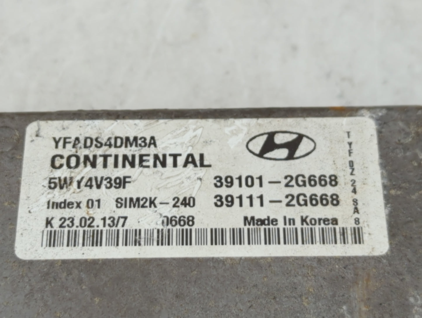 2011-2014 Hyundai Sonata PCM Engine Control Computer ECU ECM PCU OEM P/N:39111-2G668 39101-2G668 Fits Fits 2011 2012 2013 2014 OEM Used Auto Parts - Oemusedautoparts1.com