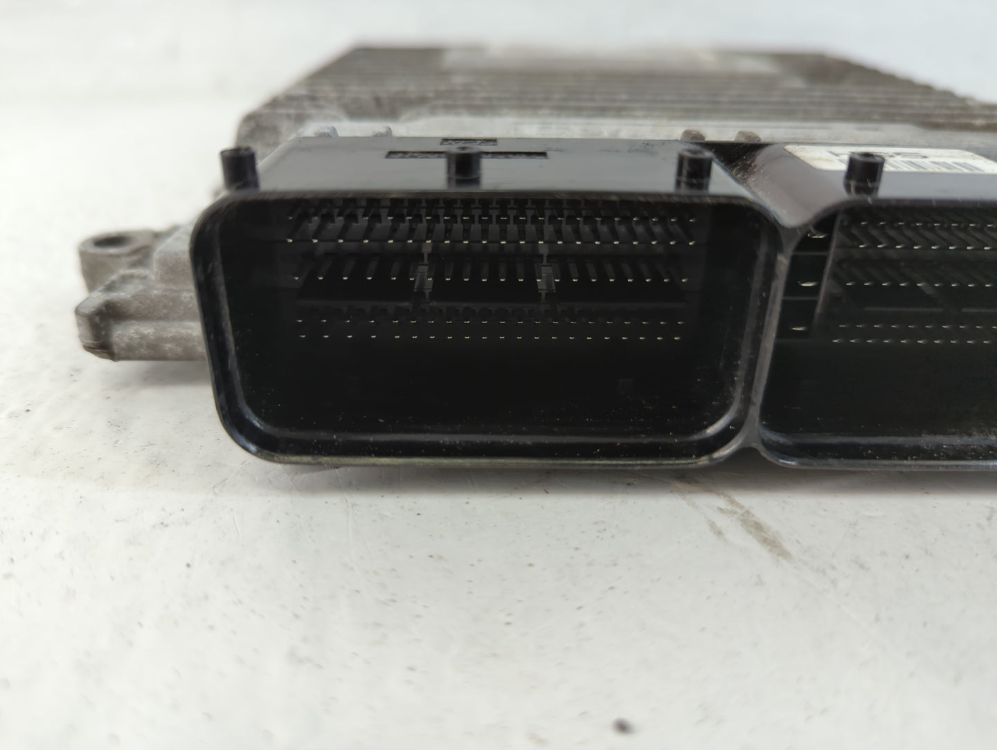 2011-2014 Hyundai Sonata PCM Engine Control Computer ECU ECM PCU OEM P/N:39111-2G668 39101-2G668 Fits Fits 2011 2012 2013 2014 OEM Used Auto Parts - Oemusedautoparts1.com