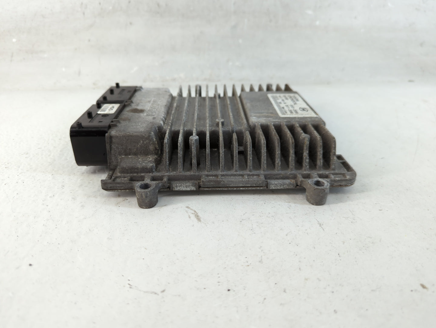 2011-2014 Hyundai Sonata PCM Engine Control Computer ECU ECM PCU OEM P/N:39111-2G668 39101-2G668 Fits Fits 2011 2012 2013 2014 OEM Used Auto Parts - Oemusedautoparts1.com
