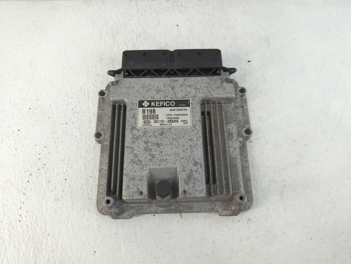2015 Kia Soul PCM Engine Control Computer ECU ECM PCU OEM P/N:39110-2BSH6 1 038 407 363, FNU6ES00600, 9001120414KA Fits OEM Used Auto Parts - Oemusedautoparts1.com