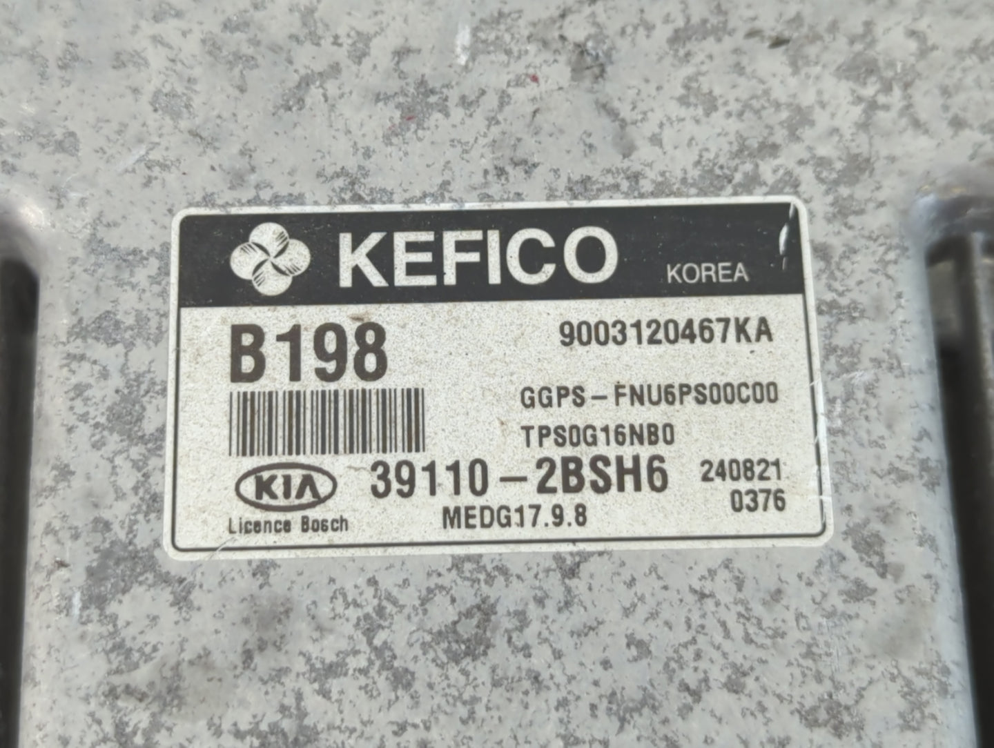 2015 Kia Soul PCM Engine Control Computer ECU ECM PCU OEM P/N:39110-2BSH6 1 038 407 363, FNU6ES00600, 9001120414KA Fits OEM Used Auto Parts - Oemusedautoparts1.com