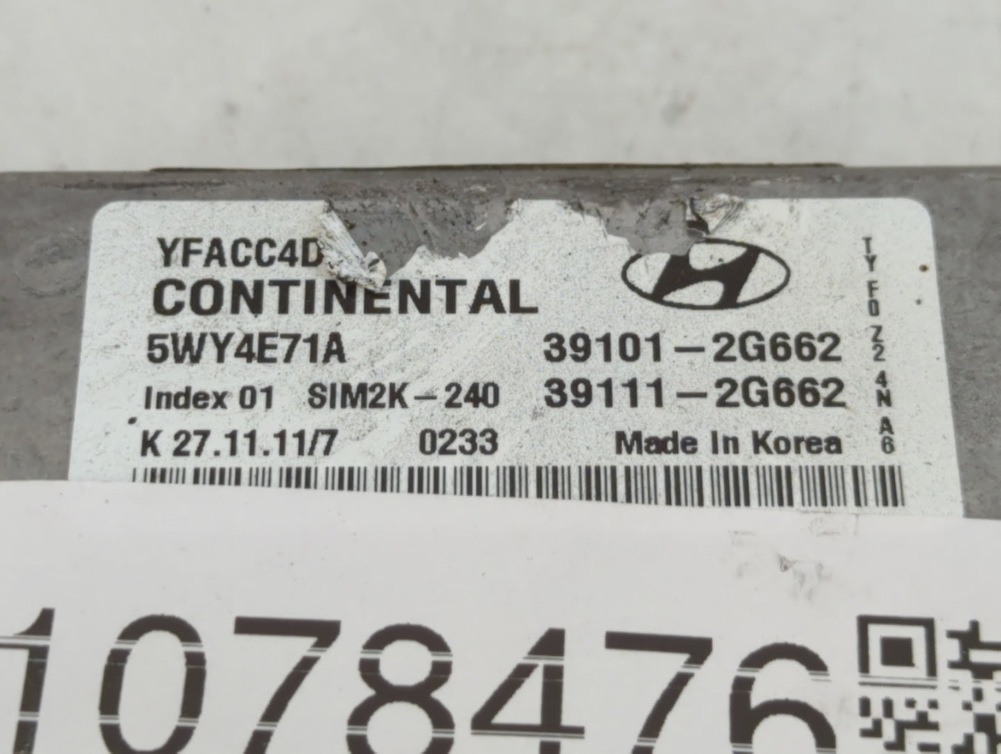 2011-2014 Hyundai Sonata PCM Engine Control Computer ECU ECM PCU OEM P/N:39111-2G662 39101-2G662 Fits Fits 2011 2012 2013 2014 OEM Used Auto Parts - Oemusedautoparts1.com
