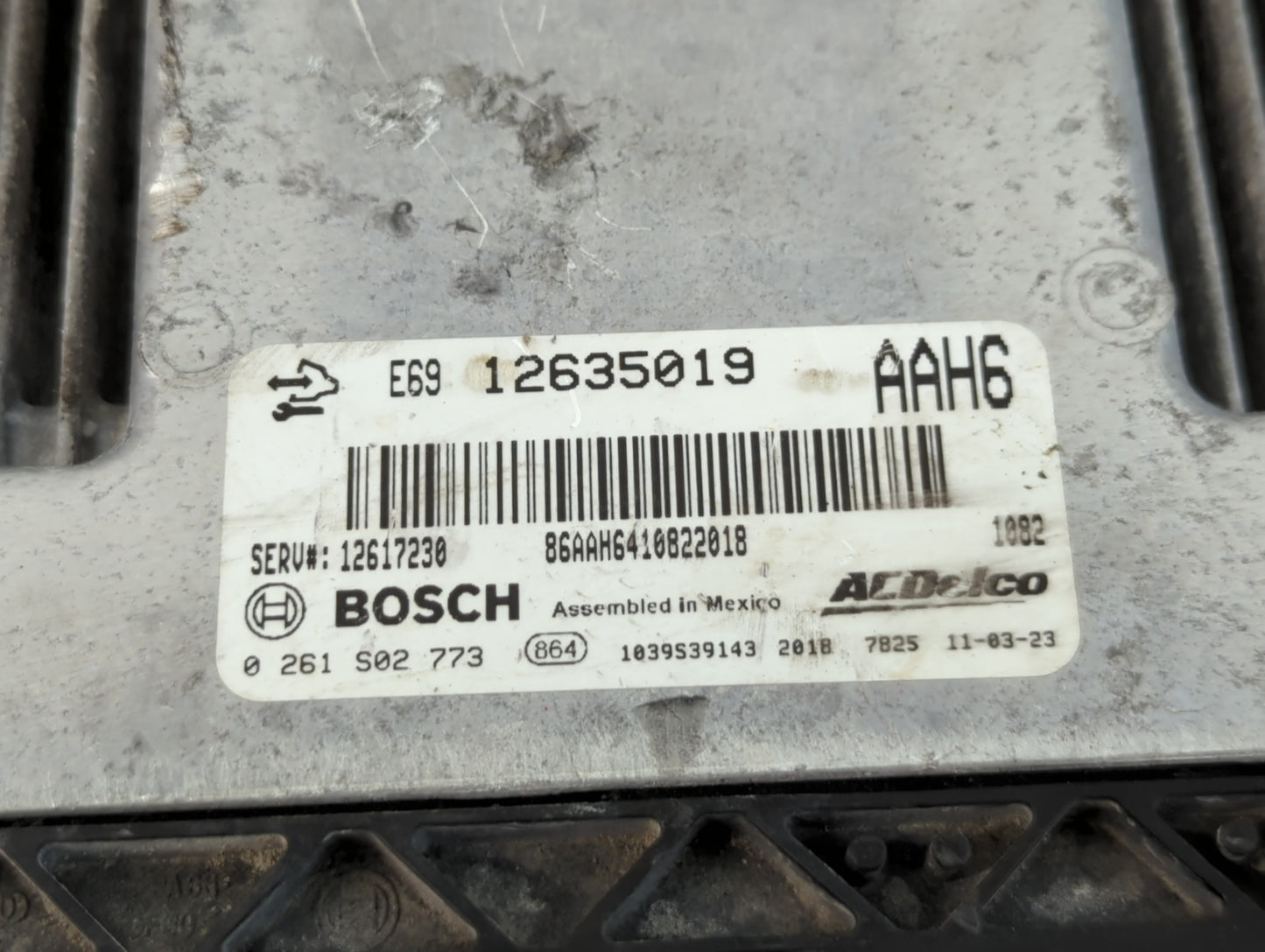 2010-2011 Cadillac Cts PCM Engine Control Computer ECU ECM PCU OEM P/N:12635019 Fits Fits 2010 2011 OEM Used Auto Parts - Oemusedautoparts1.com