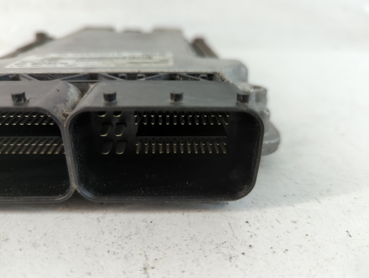 2010-2011 Cadillac Cts PCM Engine Control Computer ECU ECM PCU OEM P/N:12635019 Fits Fits 2010 2011 OEM Used Auto Parts - Oemusedautoparts1.com