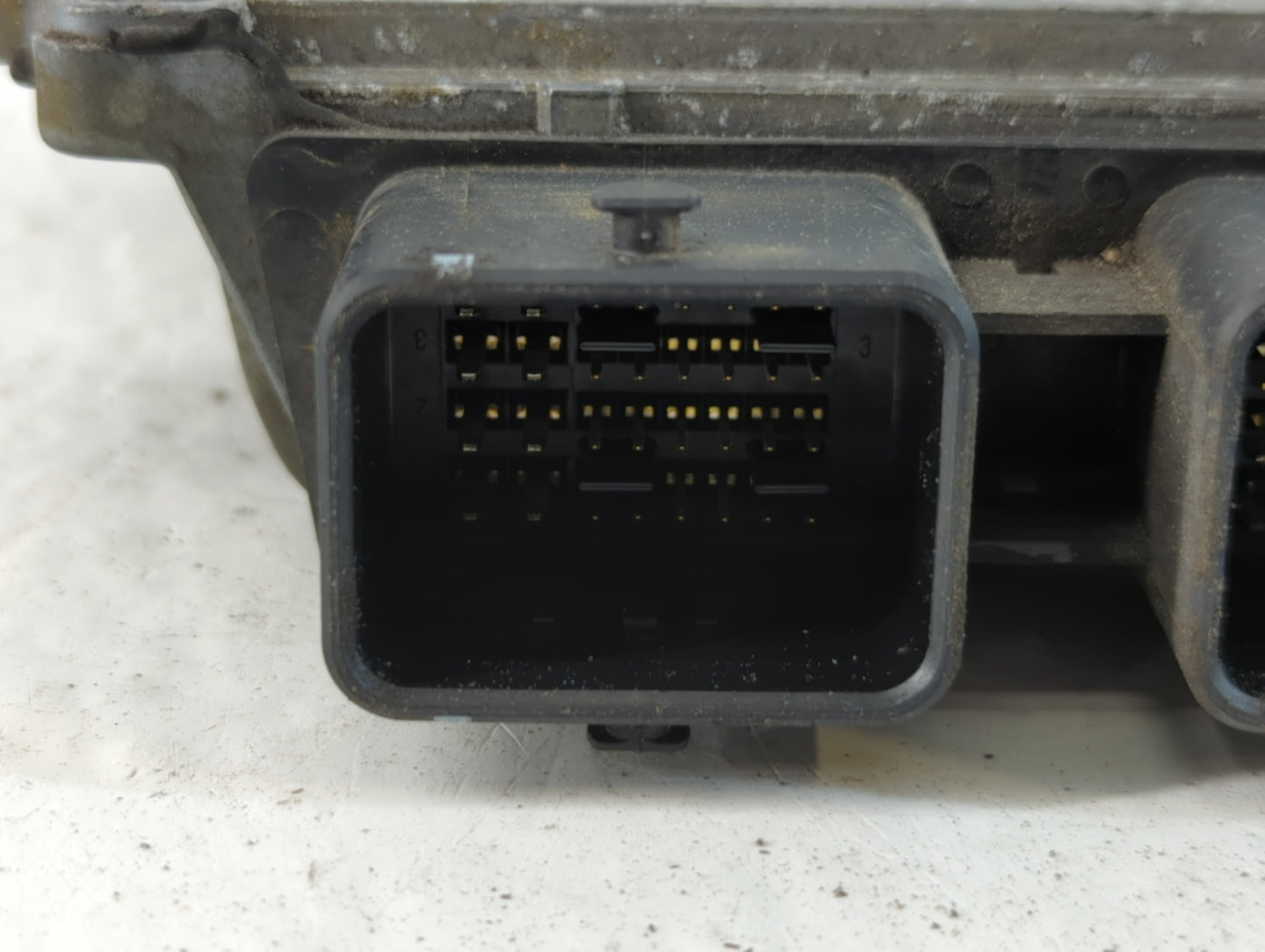 2010 Nissan Altima PCM Engine Control Computer ECU ECM PCU OEM P/N:MEC112-010 C1 MEC112-013 A1 073C A Fits OEM Used Auto Parts - Oemusedautoparts1.com