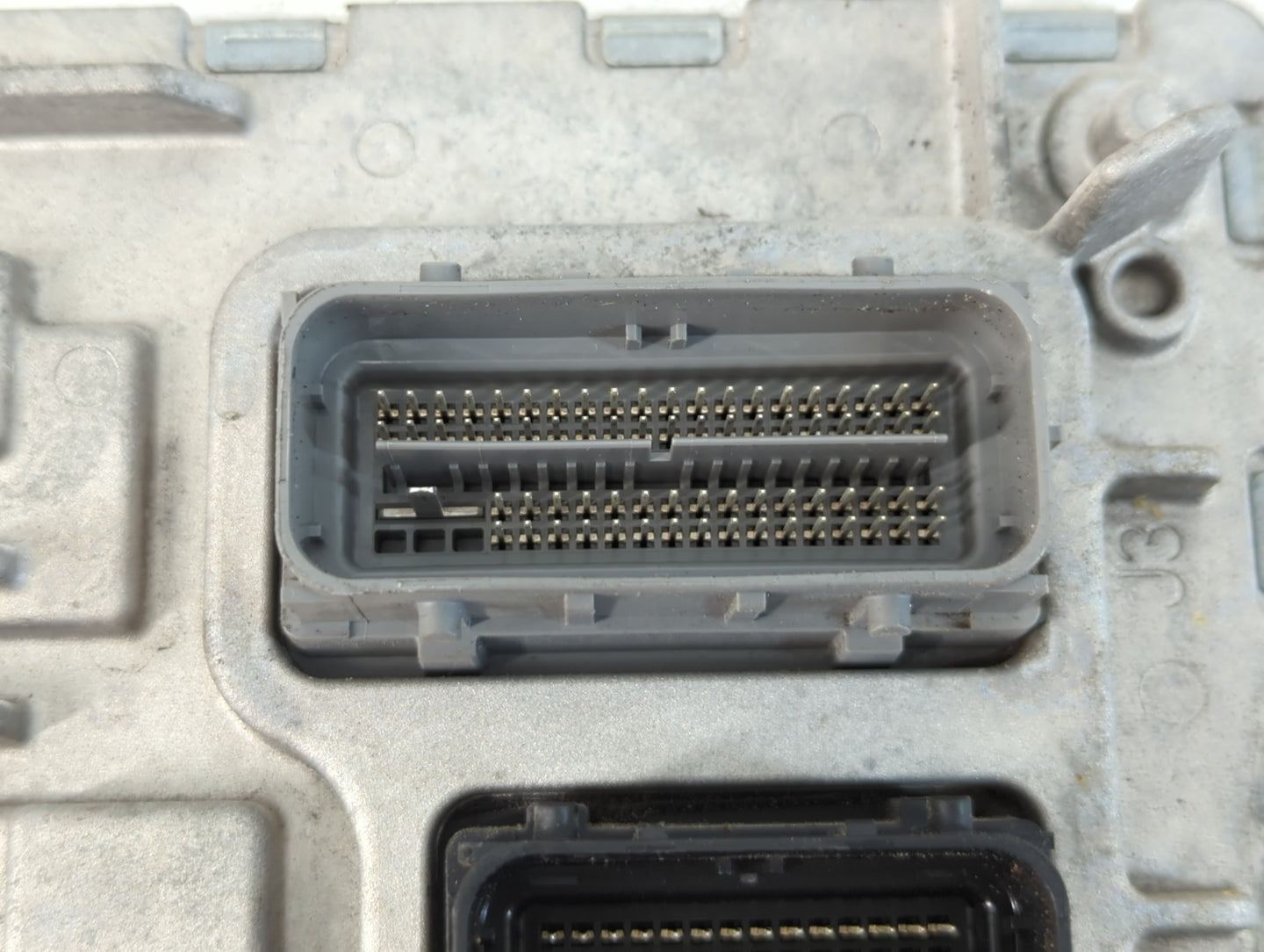 2020-2022 Chevrolet Equinox PCM Engine Control Computer ECU ECM PCU OEM P/N:12702989 Fits Fits 2020 2021 2022 OEM Used Auto Parts - Oemusedautoparts1.com