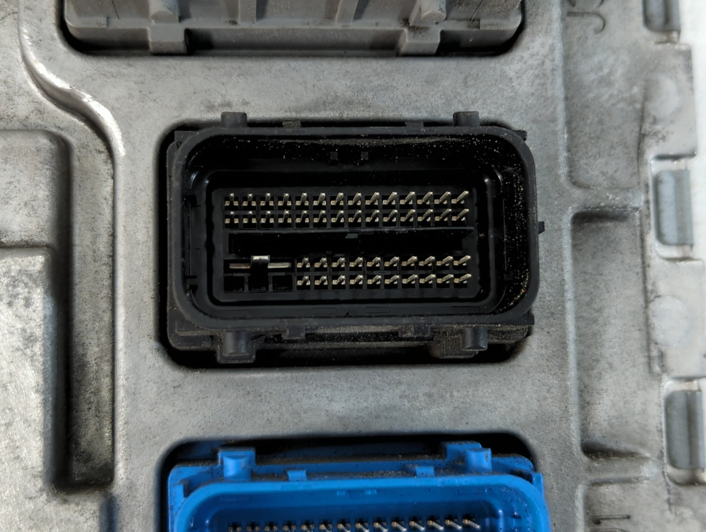 2020-2022 Gmc Terrain PCM Engine Control Computer ECU ECM PCU OEM P/N:12702989 Fits Fits 2020 2021 2022 OEM Used Auto Parts