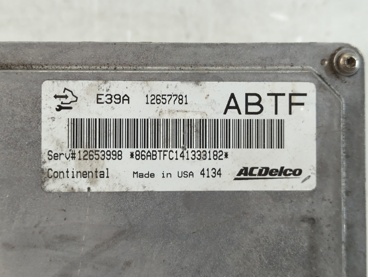 2013-2015 Chevrolet Captiva Sport PCM Engine Control Computer ECU ECM PCU OEM P/N:12657781 Fits Fits 2013 2014 2015 2016 OEM Used Auto Parts - Oemusedautoparts1.com
