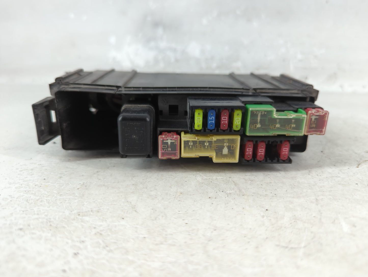 2013-2019 Nissan Sentra Fusebox Fuse Box Panel Relay Module P/N:24382 EW70B Fits Fits 2013 2014 2015 2016 2017 2018 2019 OEM Used Auto Parts - Oemusedautoparts1.com