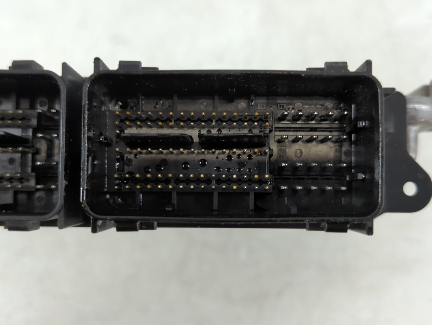 2014-2016 Ford Escape PCM Engine Control Computer ECU ECM PCU OEM P/N:FJ5A-12B684-BA FJ5A-12A650-EC Fits Fits 2014 2015 2016 OEM Used Auto Parts - Oemusedautoparts1.com