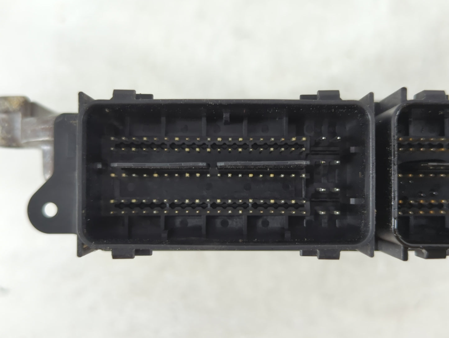 2014-2016 Ford Escape PCM Engine Control Computer ECU ECM PCU OEM P/N:FJ5A-12B684-BA FJ5A-12A650-EC Fits Fits 2014 2015 2016 OEM Used Auto Parts - Oemusedautoparts1.com