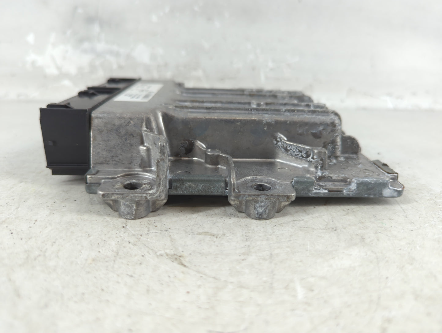 2017-2019 Ford Escape PCM Engine Control Computer ECU ECM PCU OEM P/N:FV6A-12B684-AB HJ5A-12A650-MA Fits Fits 2017 2018 2019 OEM Used Auto Parts