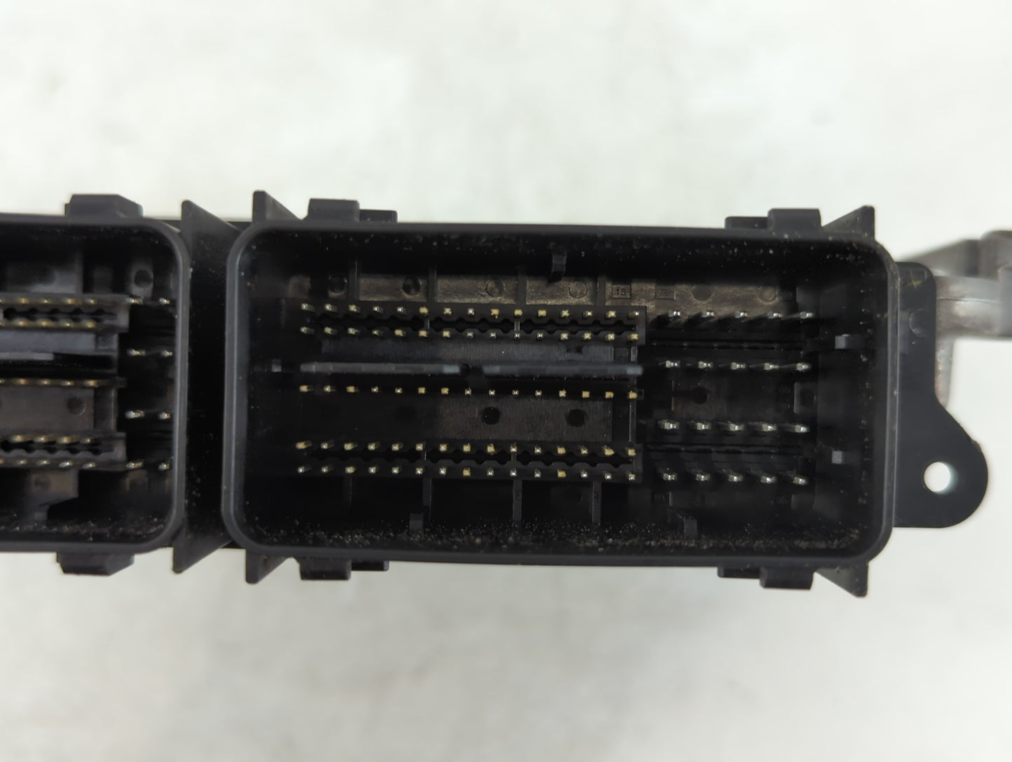 2014-2016 Ford Escape PCM Engine Control Computer ECU ECM PCU OEM P/N:EJ5A-12A650-TB CV6A-12B684-CA Fits Fits 2014 2015 2016 OEM Used Auto Parts - Oemusedautoparts1.com