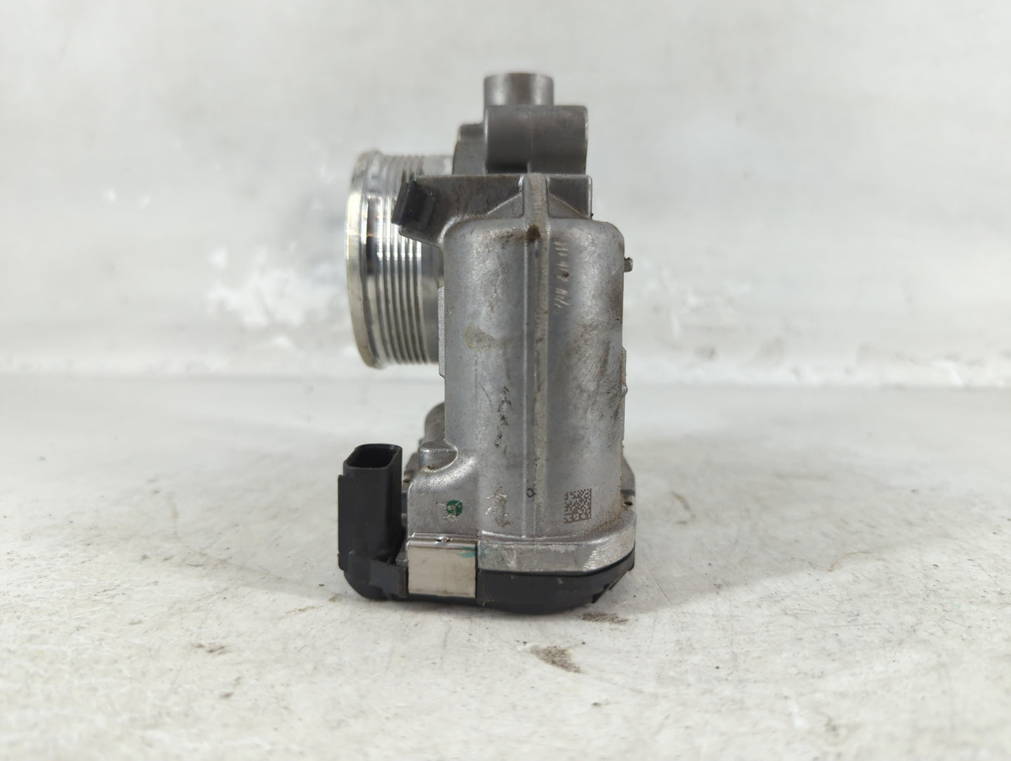 2015-2018 Ford Edge Throttle Body P/N:DS7E-9F991-BB Fits Fits 2014 2015 2016 2017 2018 2019 2020 2021 2022 OEM Used Auto Parts - Oemusedautoparts1.com