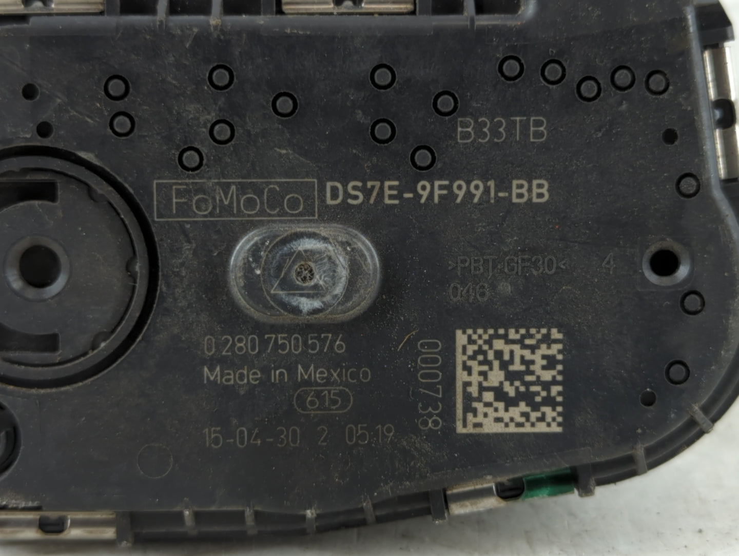 2015-2018 Ford Edge Throttle Body P/N:DS7E-9F991-BB Fits Fits 2014 2015 2016 2017 2018 2019 2020 2021 2022 OEM Used Auto Parts - Oemusedautoparts1.com