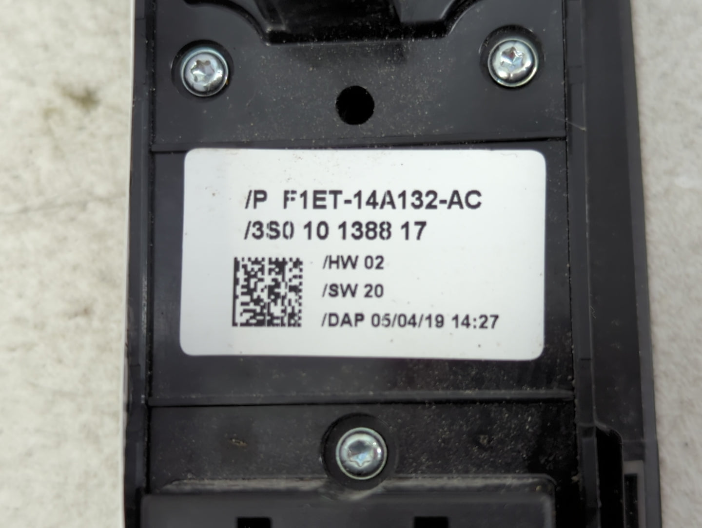 2013-2019 Ford Escape Master Power Window Switch Replacement Driver Side Left P/N:F1ET-14A132-AC Fits OEM Used Auto Parts - Oemusedautoparts1.com