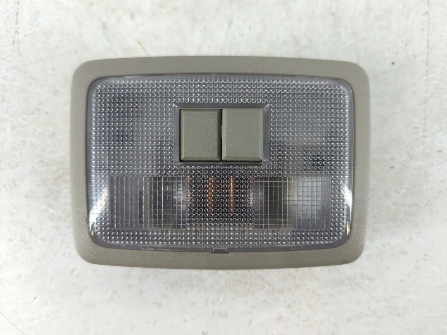 2008 Saturn Vue DOME LIGHT - Oemusedautoparts1.com