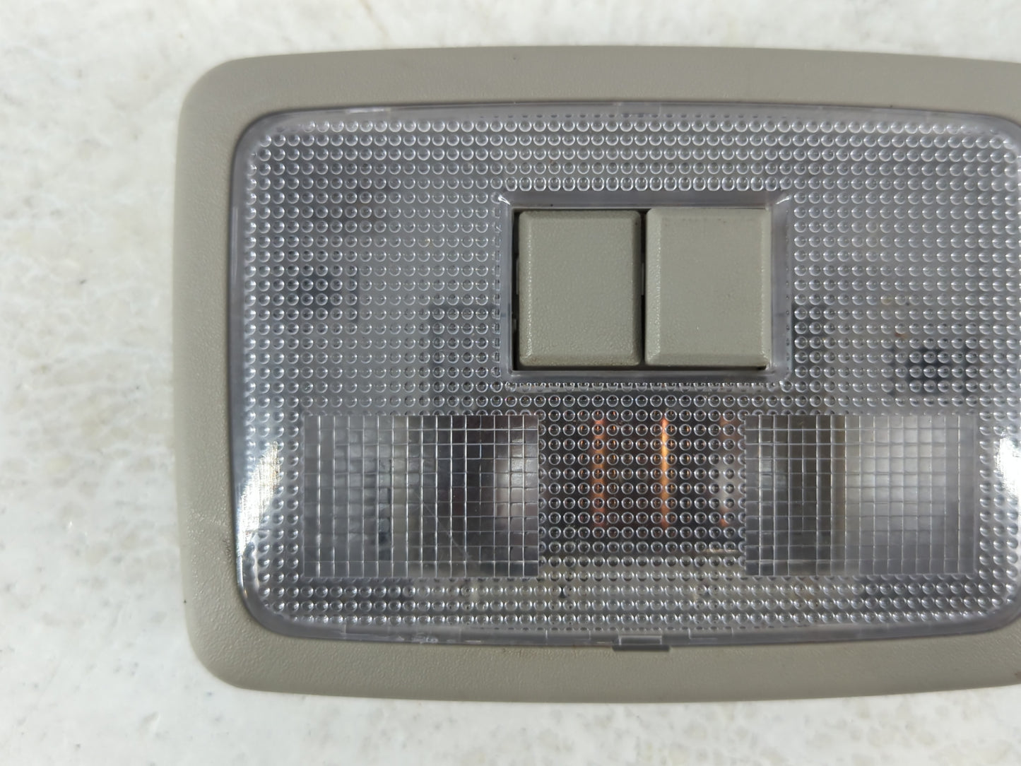 2008 Saturn Vue DOME LIGHT - Oemusedautoparts1.com