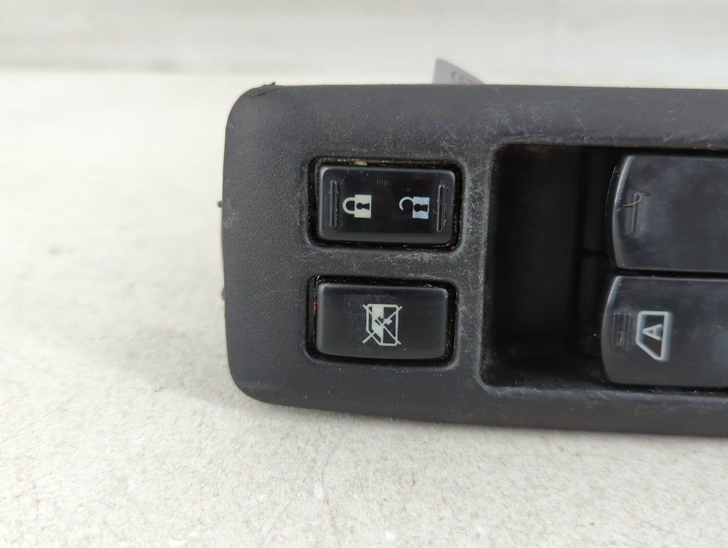 2011-2015 Nissan Rogue Master Power Window Switch Replacement Driver Side Left Fits Fits 2011 2012 2013 2014 2015 OEM Used Auto Parts - Oemusedautoparts1.com