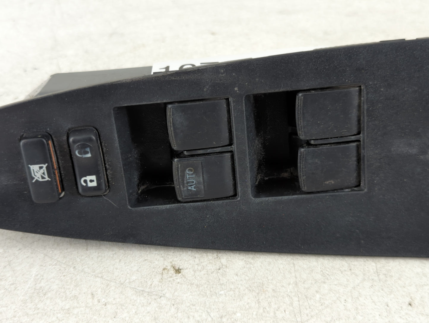 2006-2012 Toyota Rav4 Master Power Window Switch Replacement Driver Side Left P/N:74232-42070 Fits OEM Used Auto Parts - Oemusedautoparts1.com