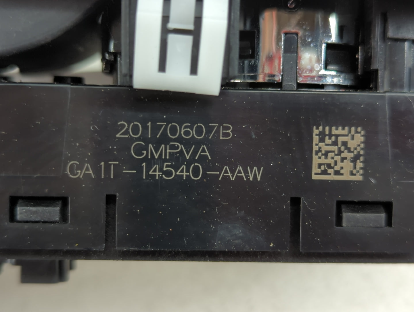 2016-2018 Lincoln Mkx Master Power Window Switch Replacement Driver Side Left P/N:GA1T-14540-AAW Fits OEM Used Auto Parts - Oemusedautoparts1.com